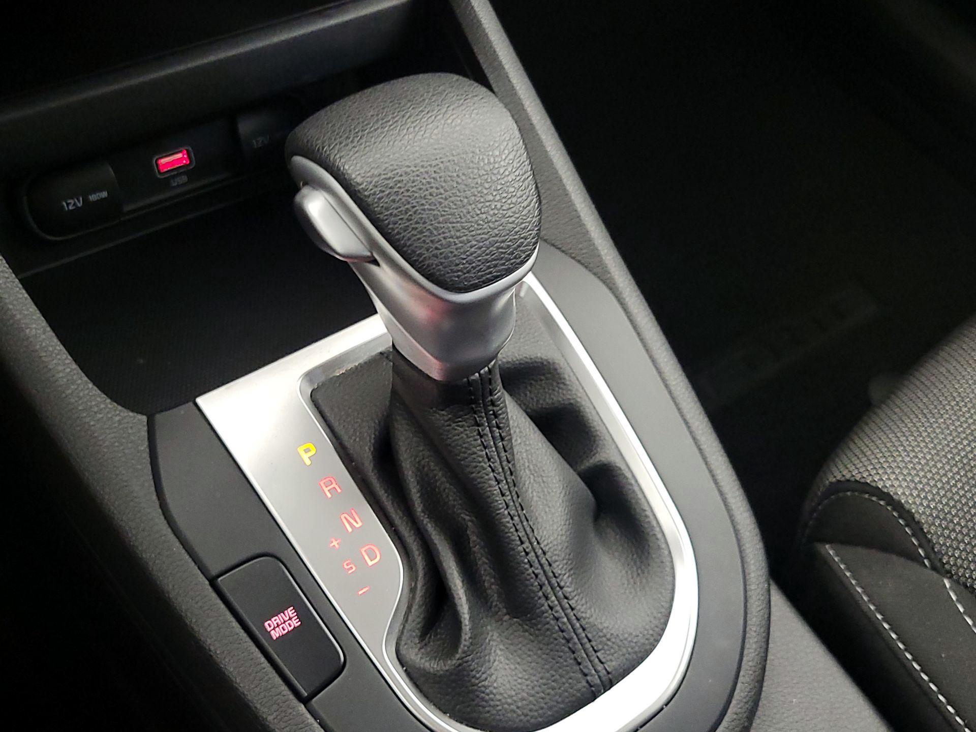 Thumbnail: 2023 Kia Forte - 17