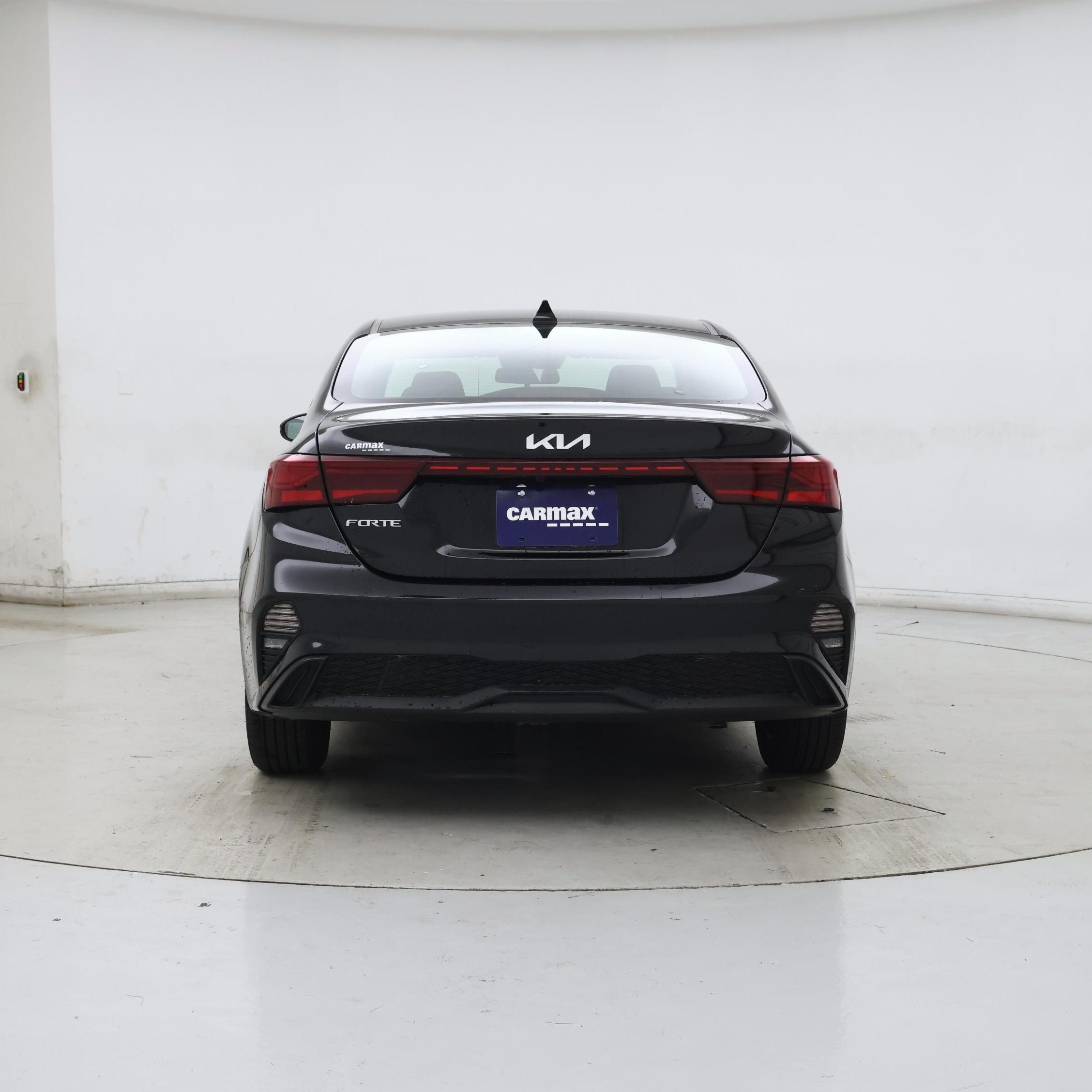 Thumbnail: 2023 Kia Forte - 6