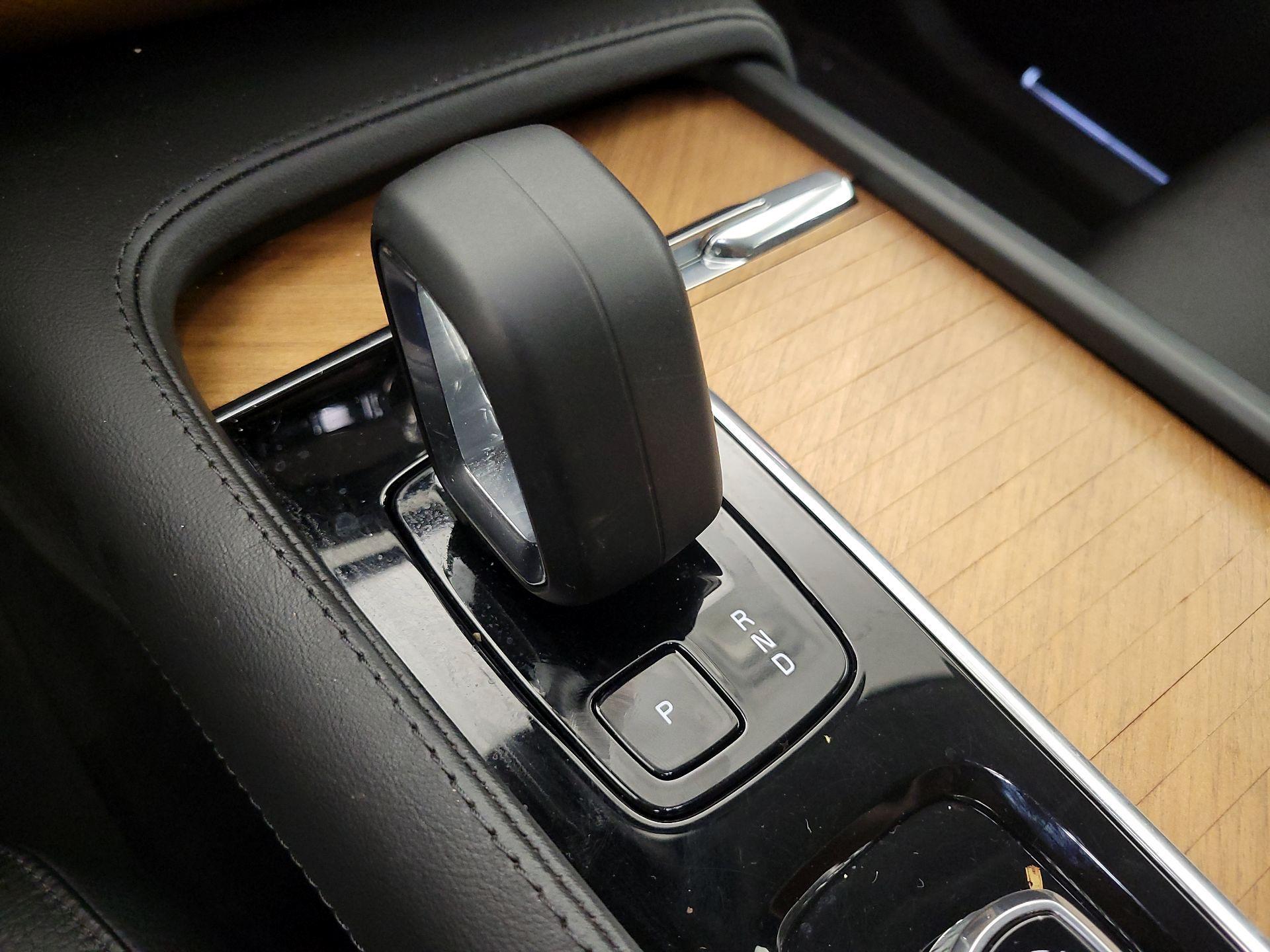 Thumbnail: 2023 Volvo XC90 - 16