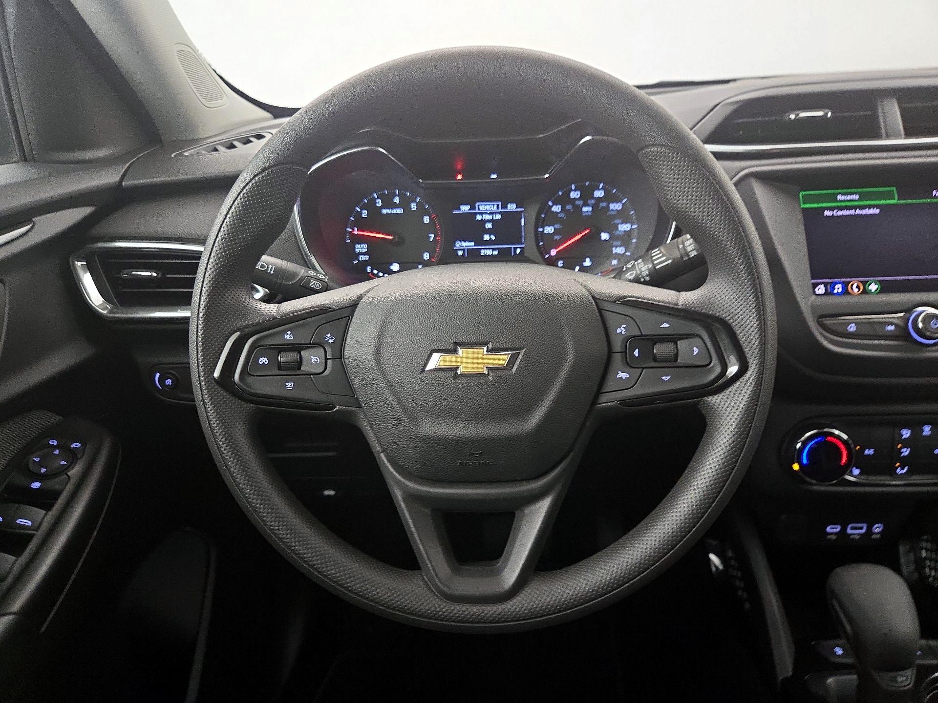 Thumbnail: 2023 Chevrolet TrailBlazer - 10
