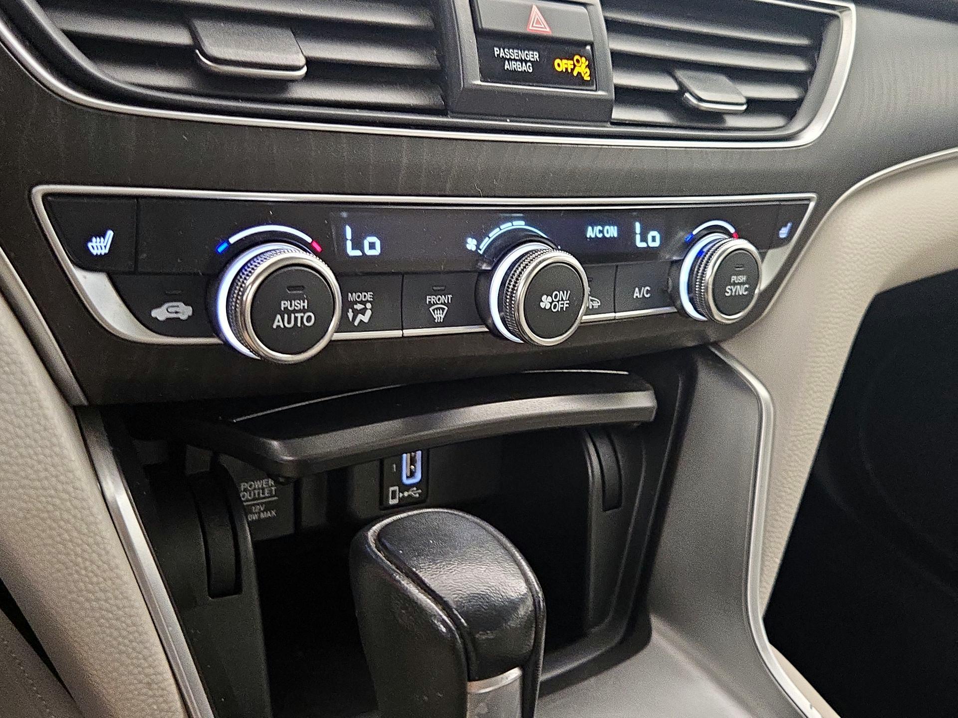 Thumbnail: 2019 Honda Accord - 16