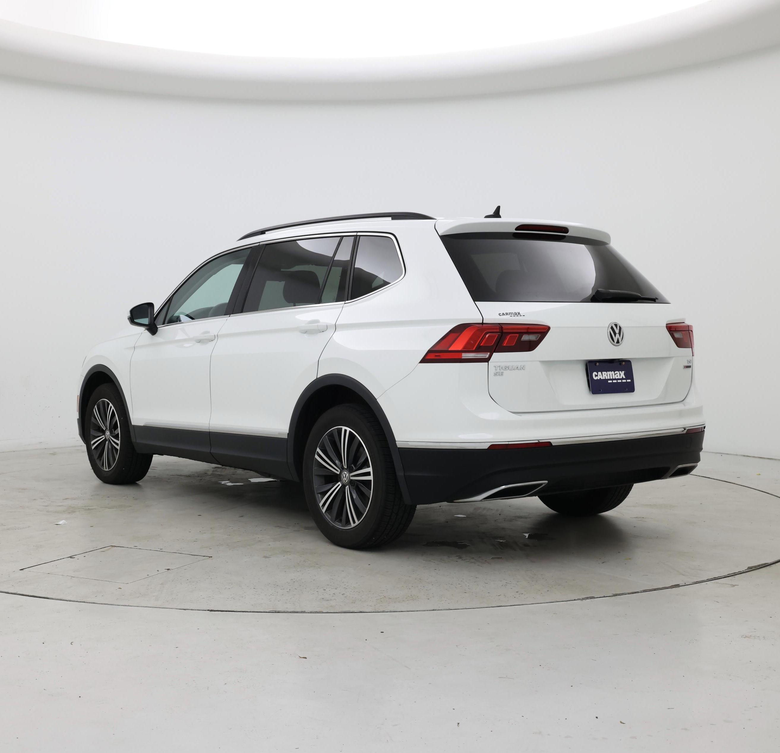 Thumbnail: 2018 Volkswagen Tiguan - 2