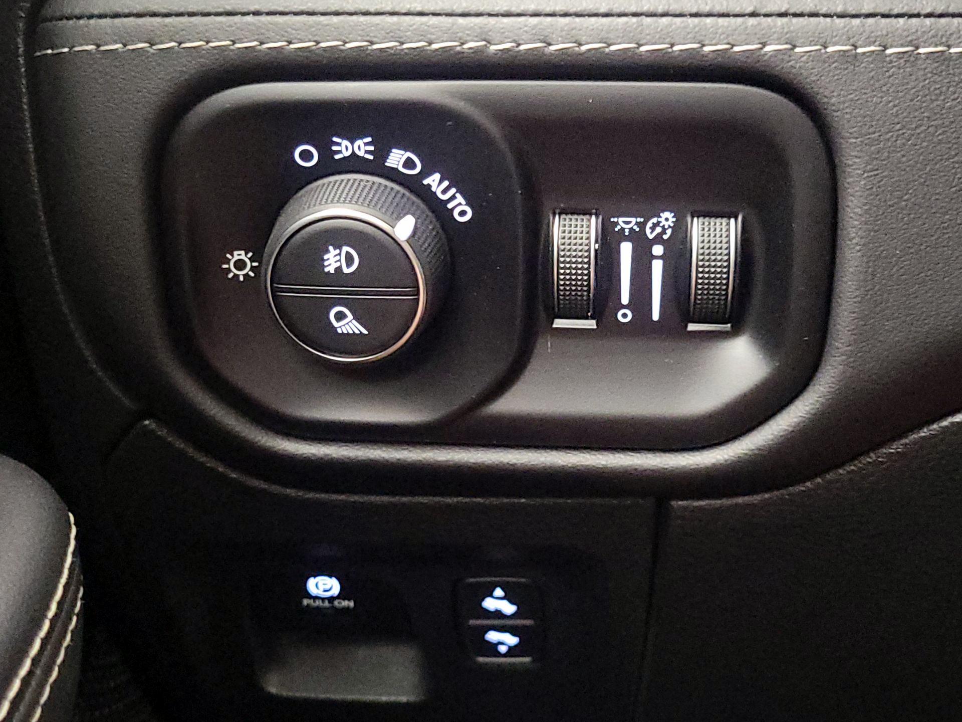 Thumbnail: 2024 RAM 1500 - 13