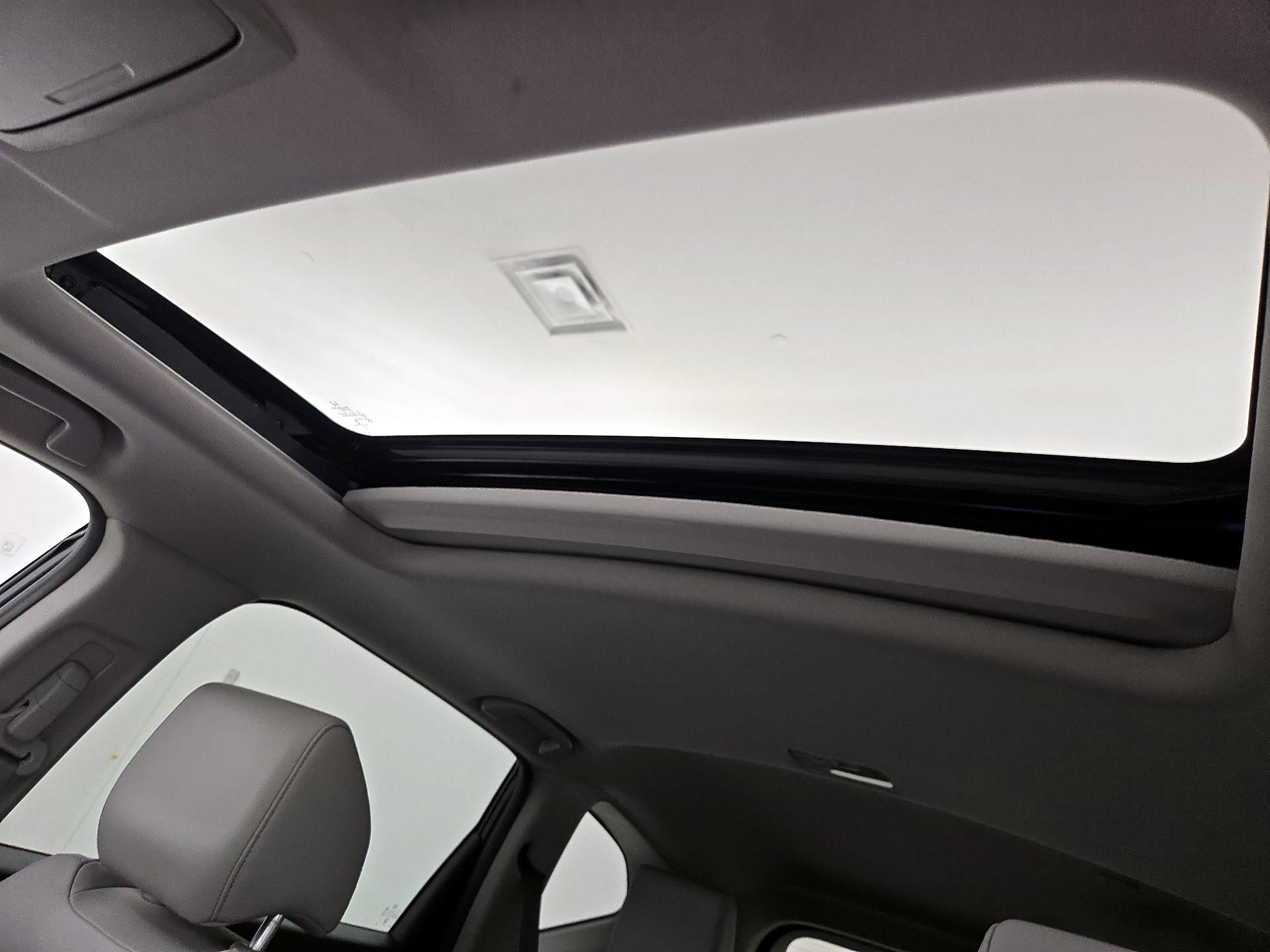 Thumbnail: 2017 Honda CR-V - 19