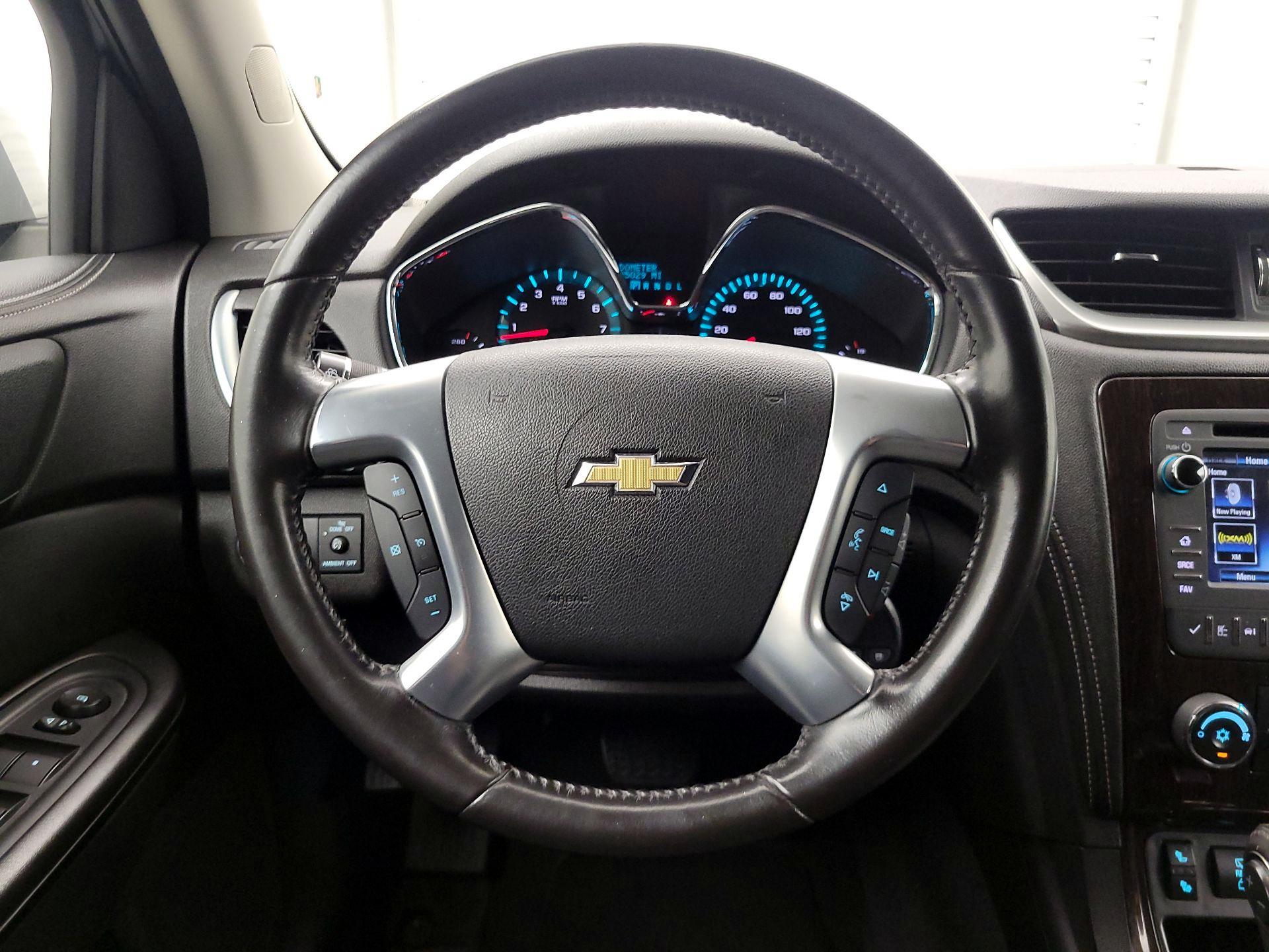 Thumbnail: 2017 Chevrolet Traverse - 10