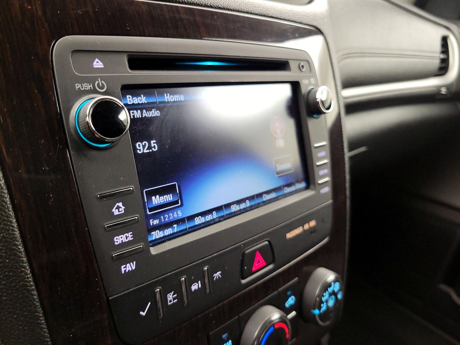 Thumbnail: 2017 Chevrolet Traverse - 15