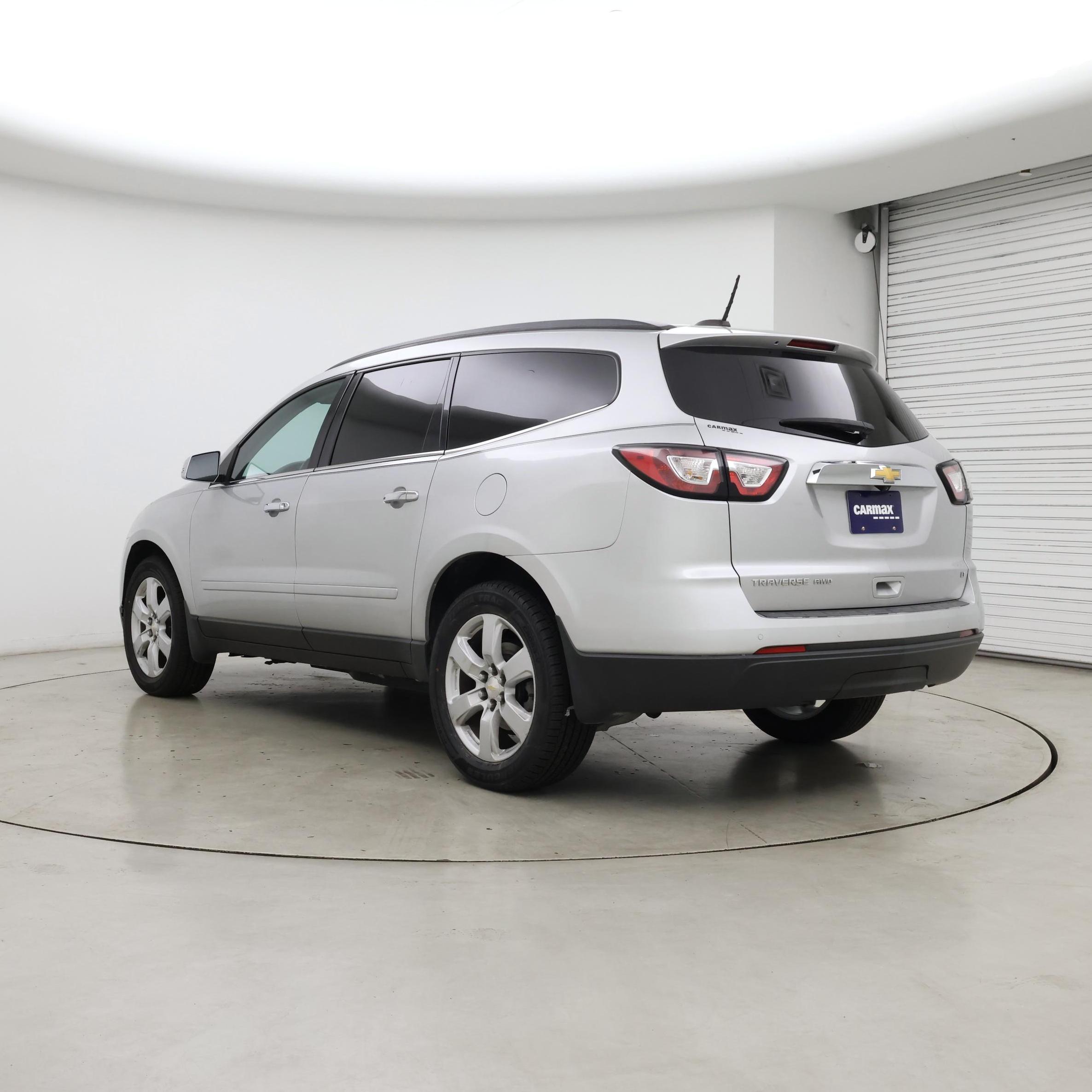 Thumbnail: 2017 Chevrolet Traverse - 2