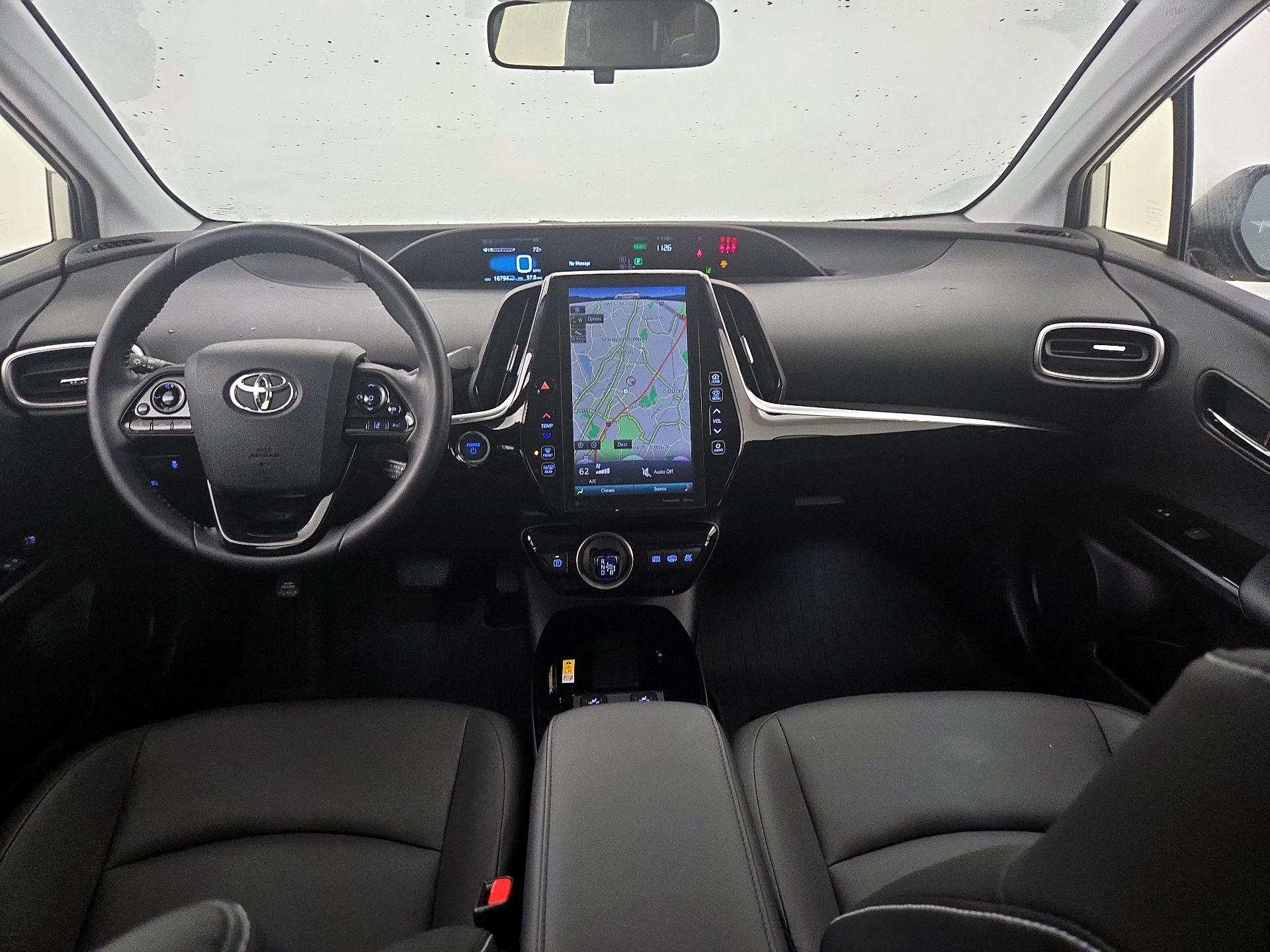 Thumbnail: 2020 Toyota Prius Prime - 9