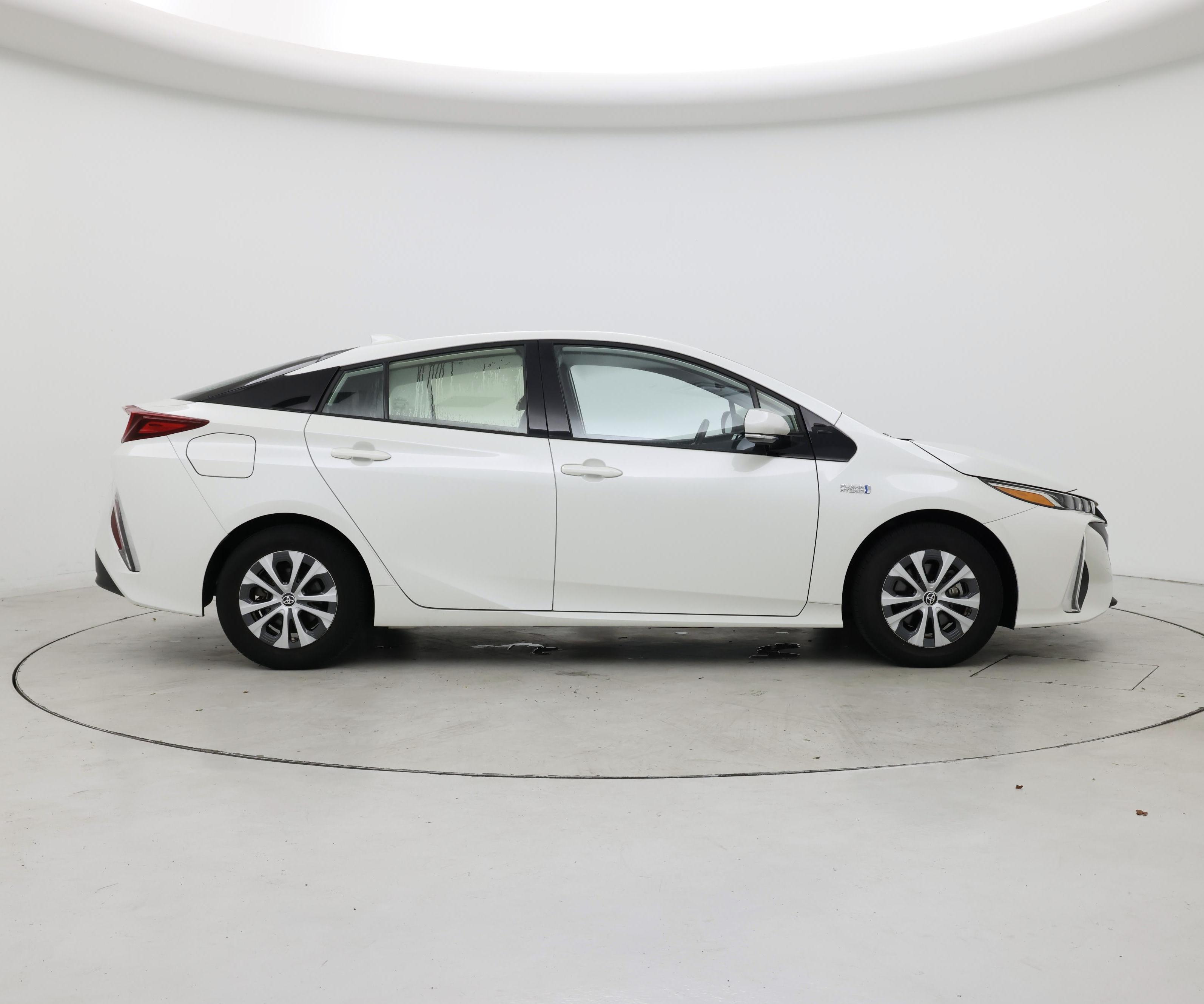 Thumbnail: 2020 Toyota Prius Prime - 7