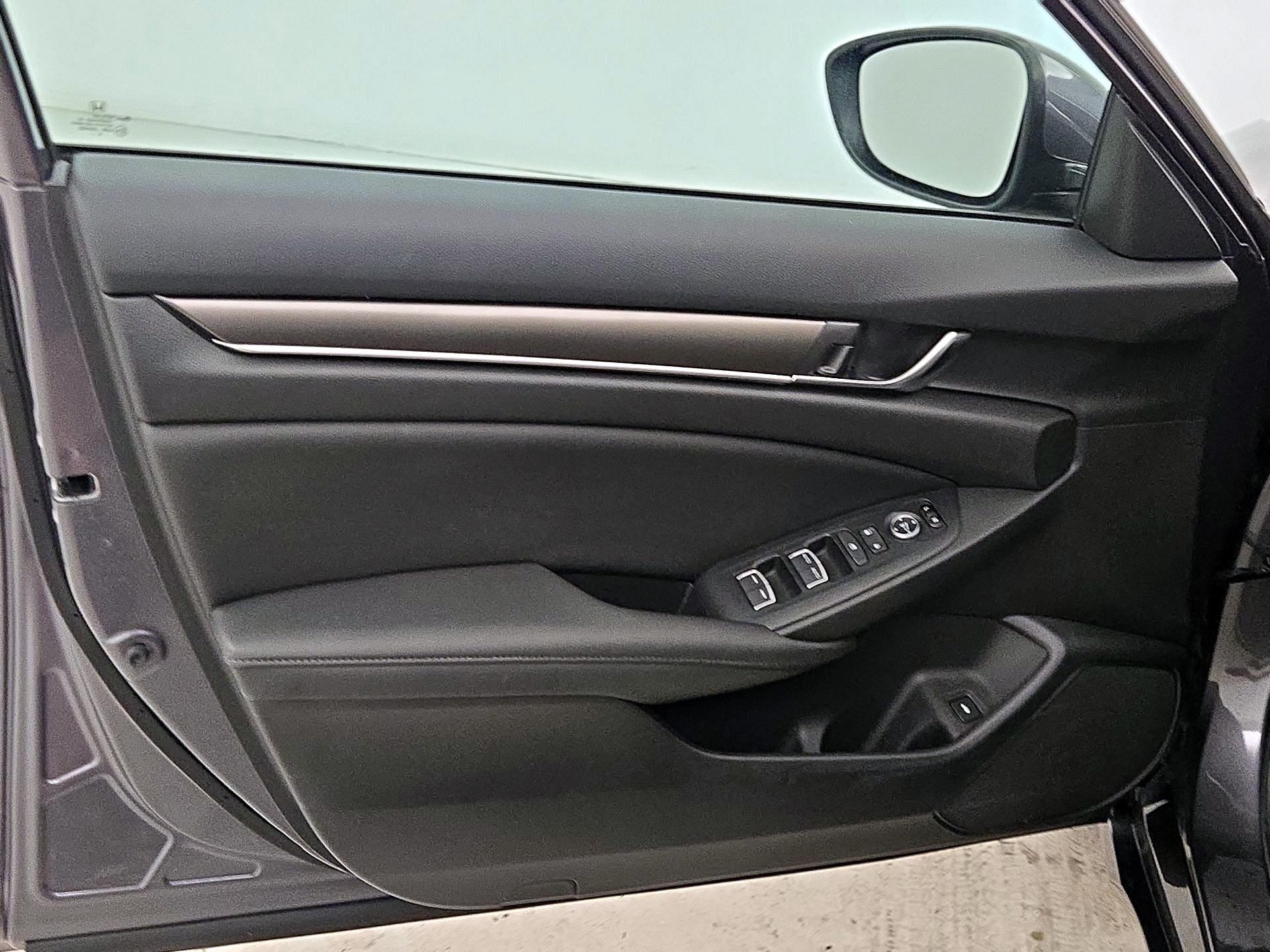 Thumbnail: 2021 Honda Accord - 12