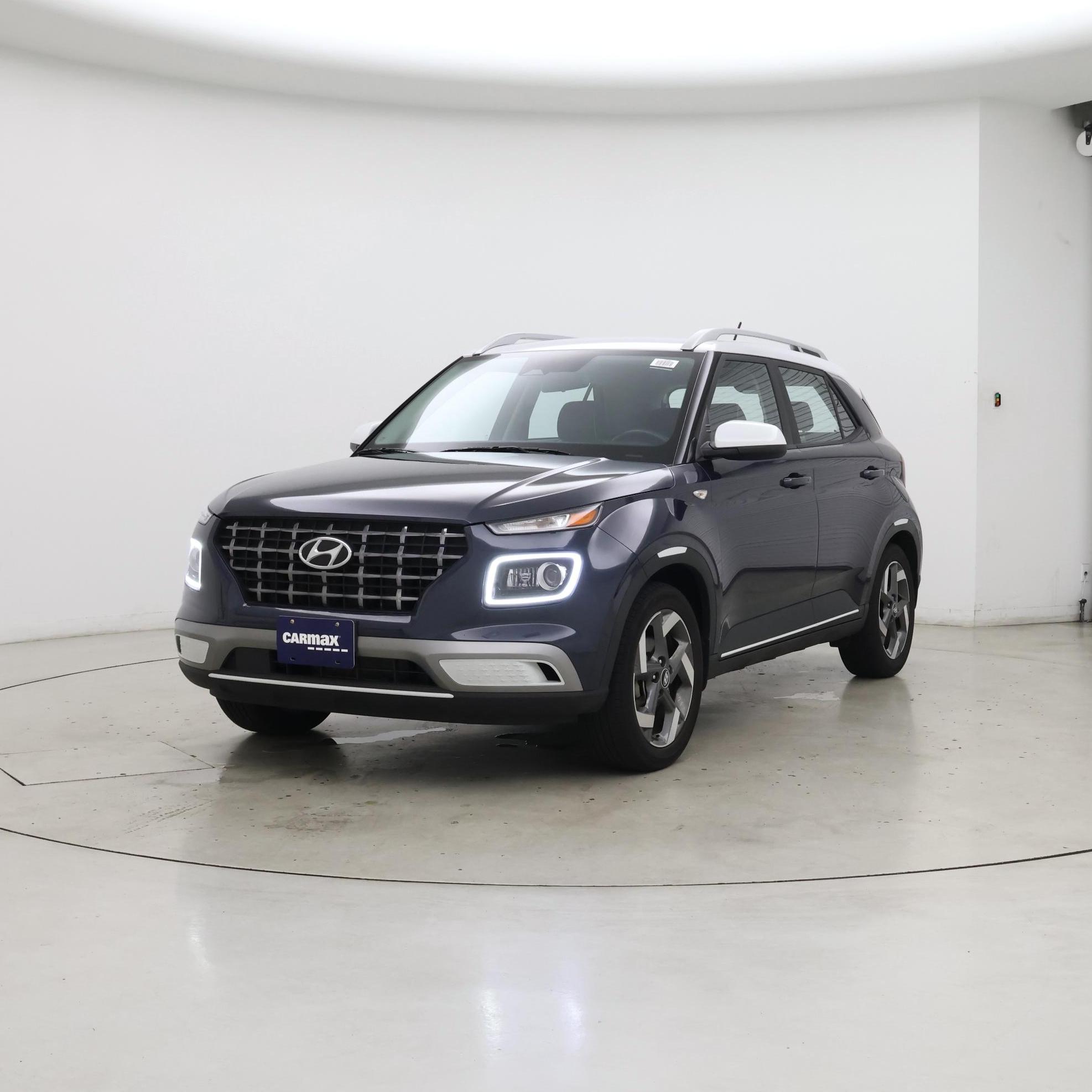 Thumbnail: 2023 Hyundai Venue - 4