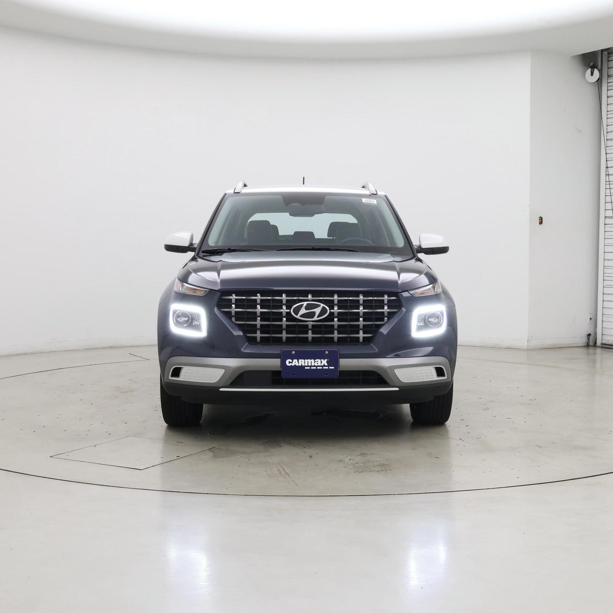 Thumbnail: 2023 Hyundai Venue - 5