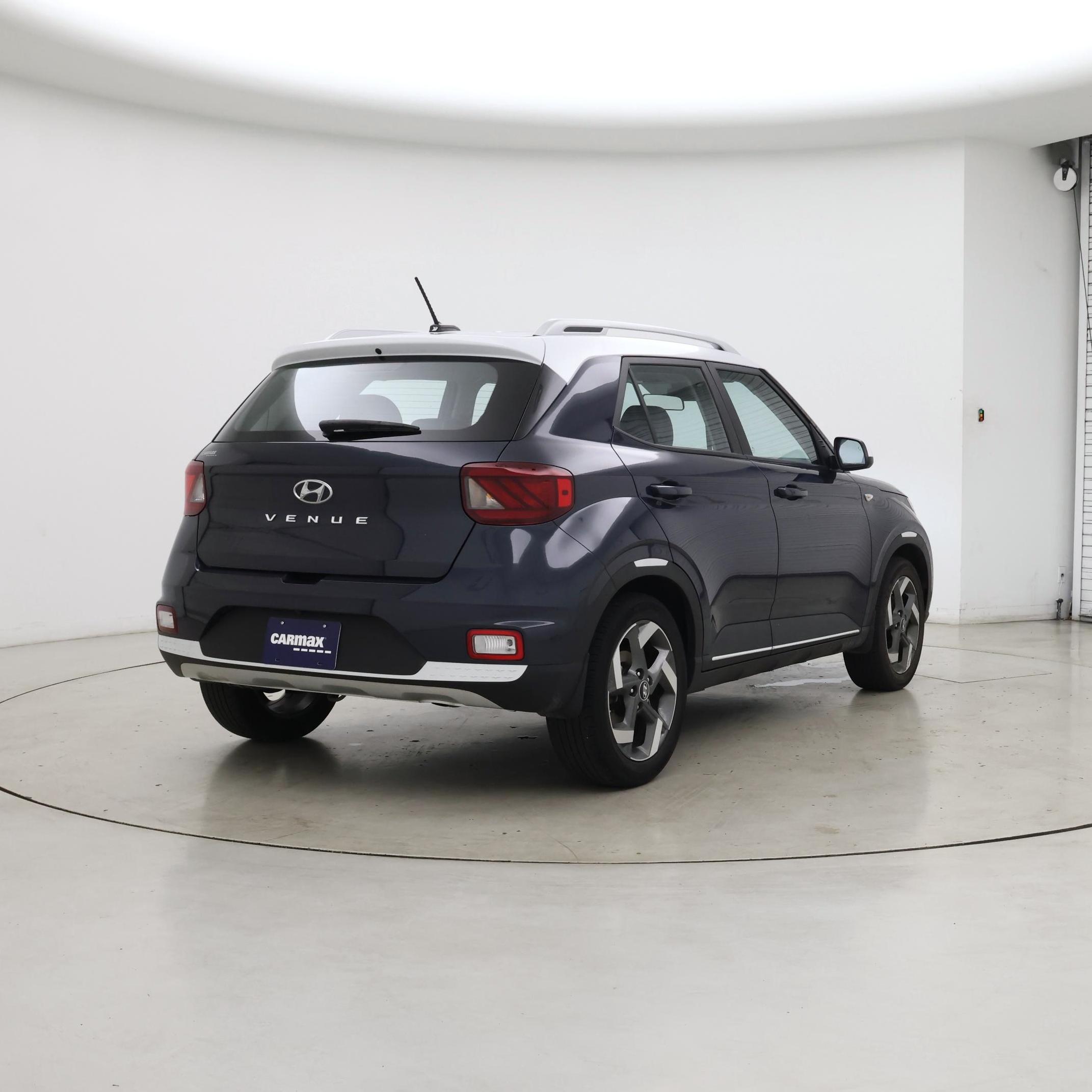 Thumbnail: 2023 Hyundai Venue - 8