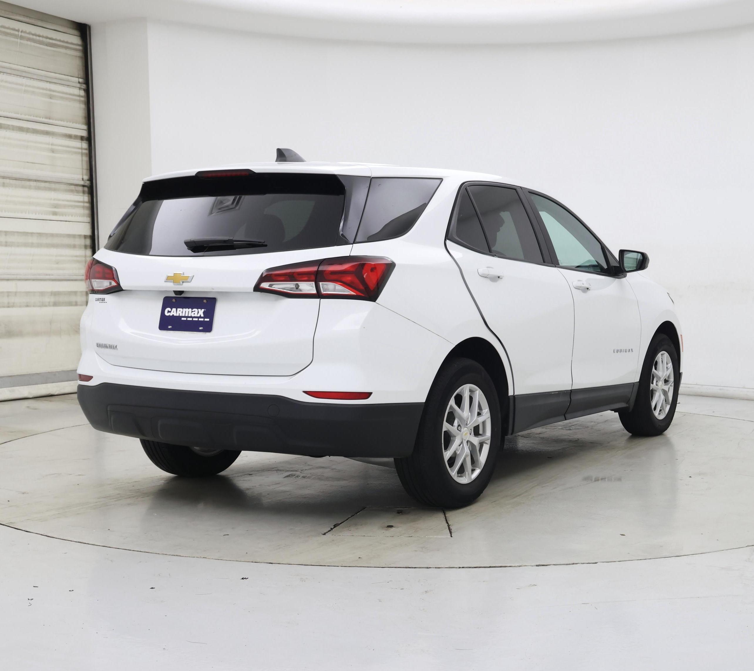 Thumbnail: 2022 Chevrolet Equinox - 8