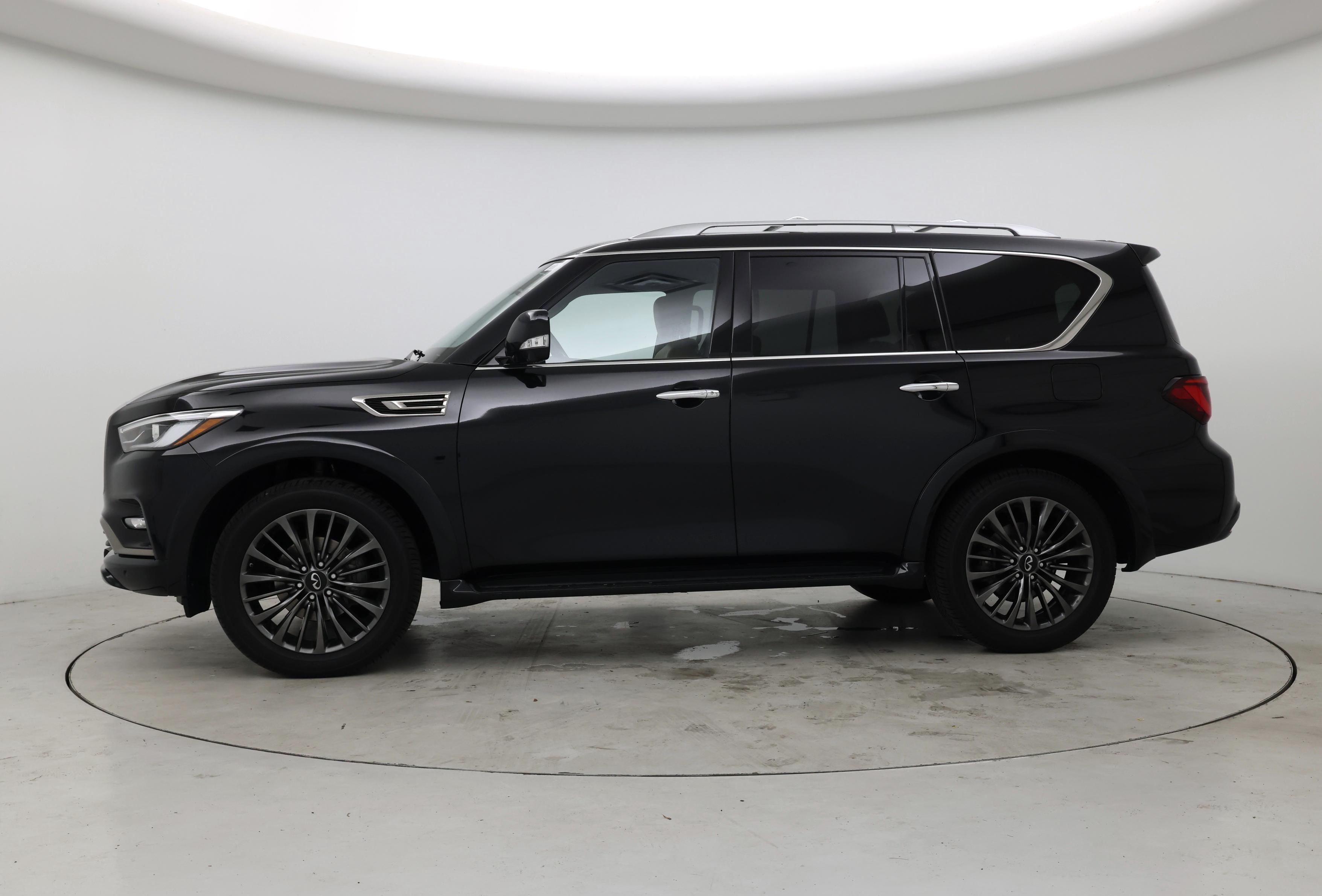 Thumbnail: 2024 INFINITI QX80 - 3