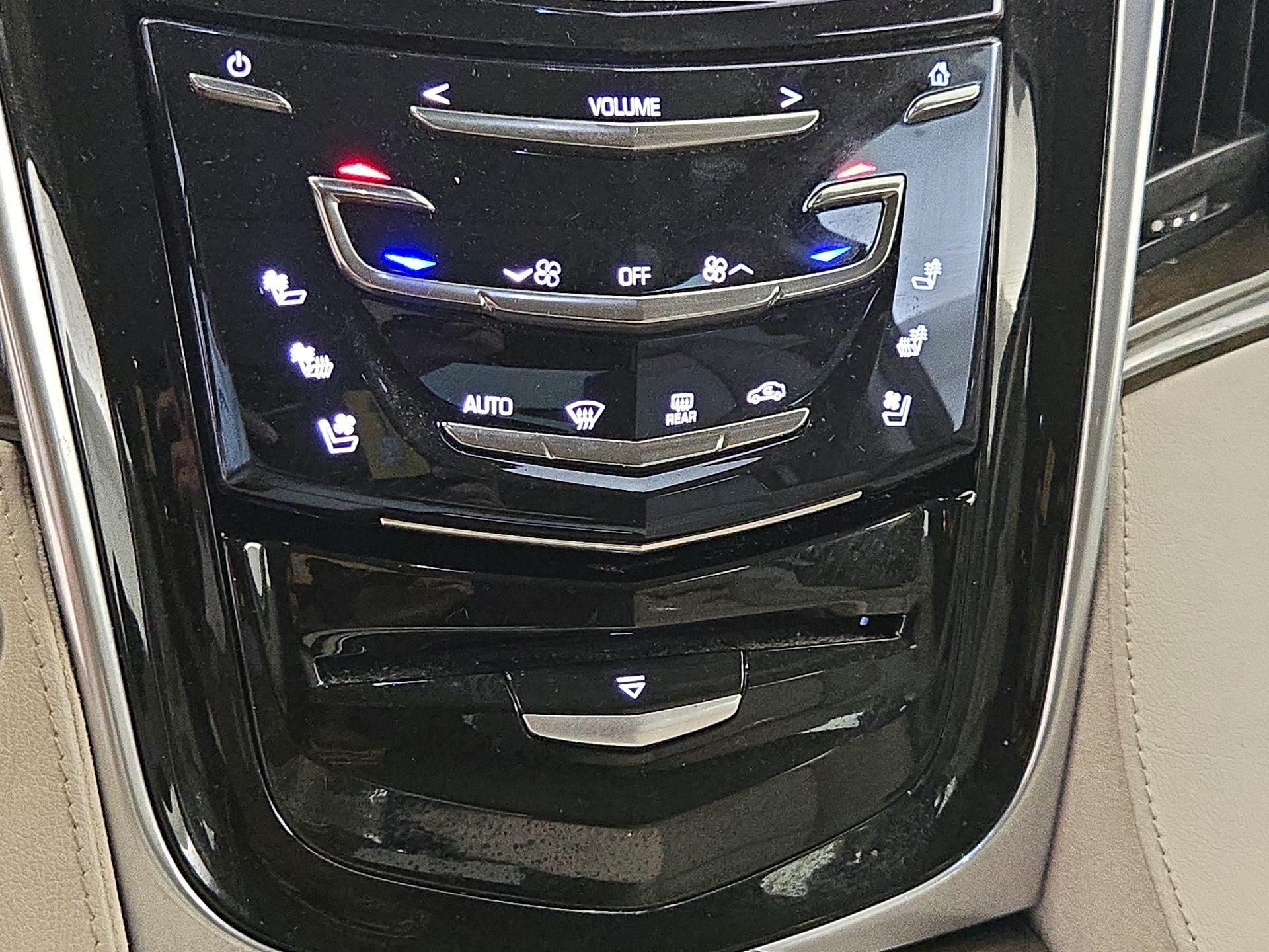 Thumbnail: 2020 Cadillac Escalade - 17