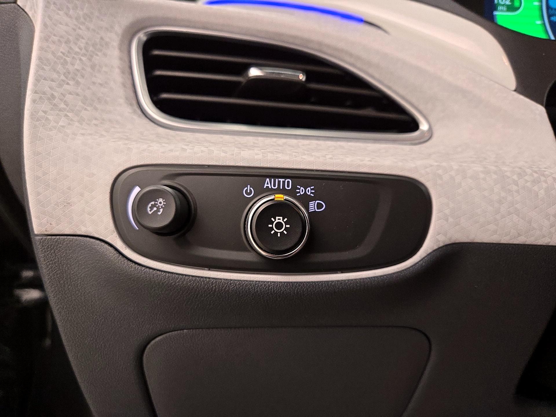 Thumbnail: 2020 Chevrolet Bolt EV - 13