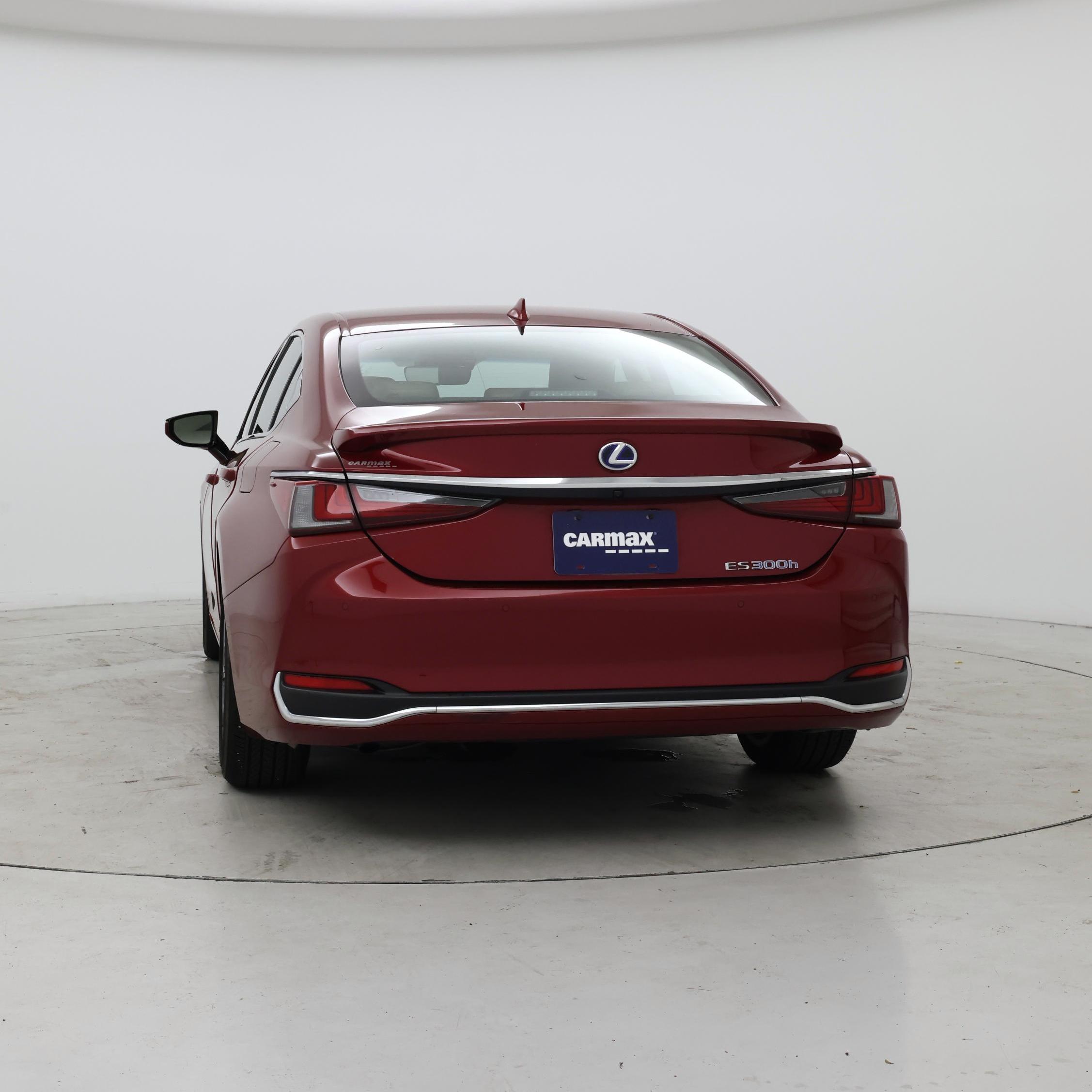 Thumbnail: 2021 Lexus ES - 6