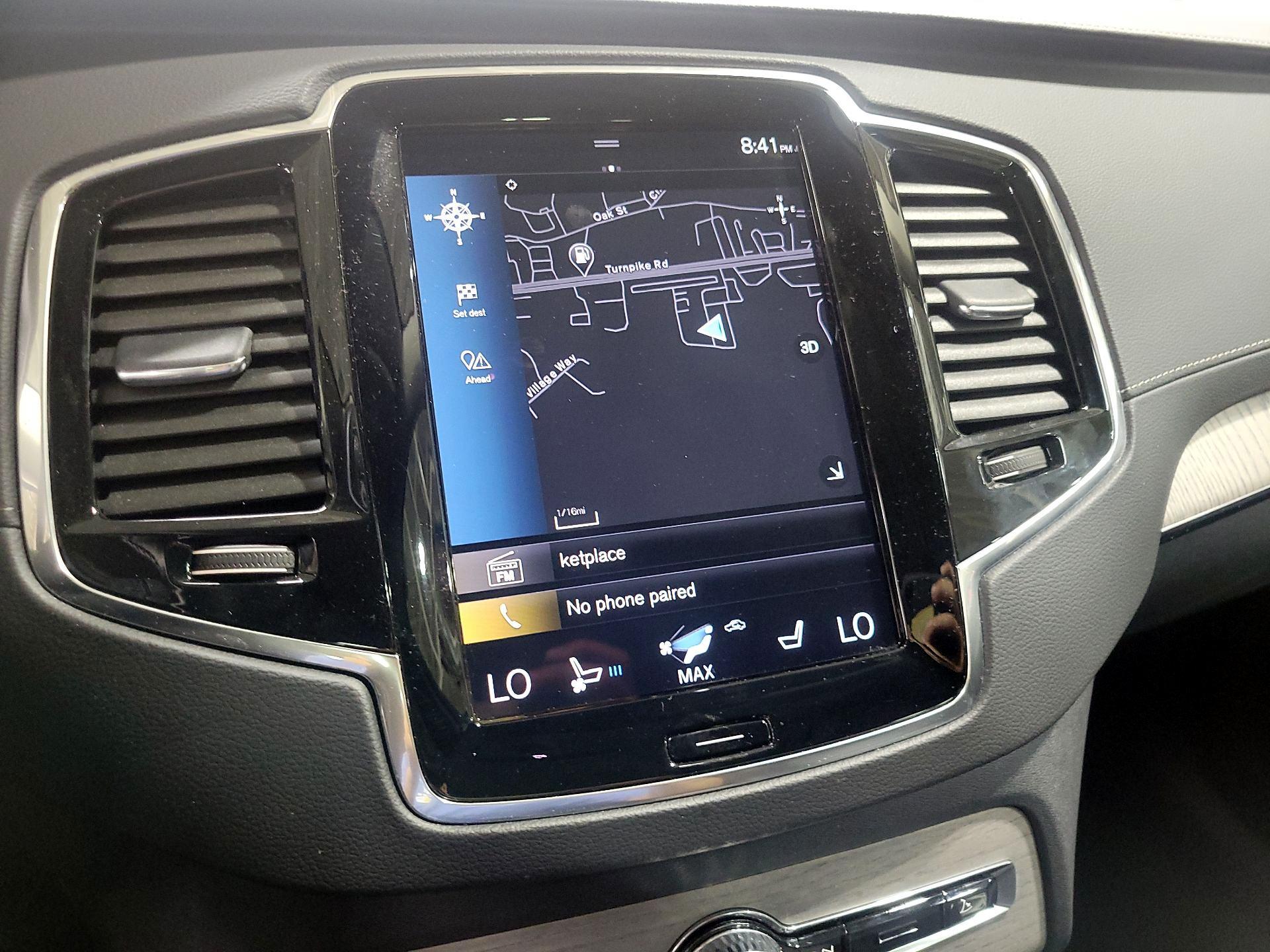 Thumbnail: 2022 Volvo XC90 - 14