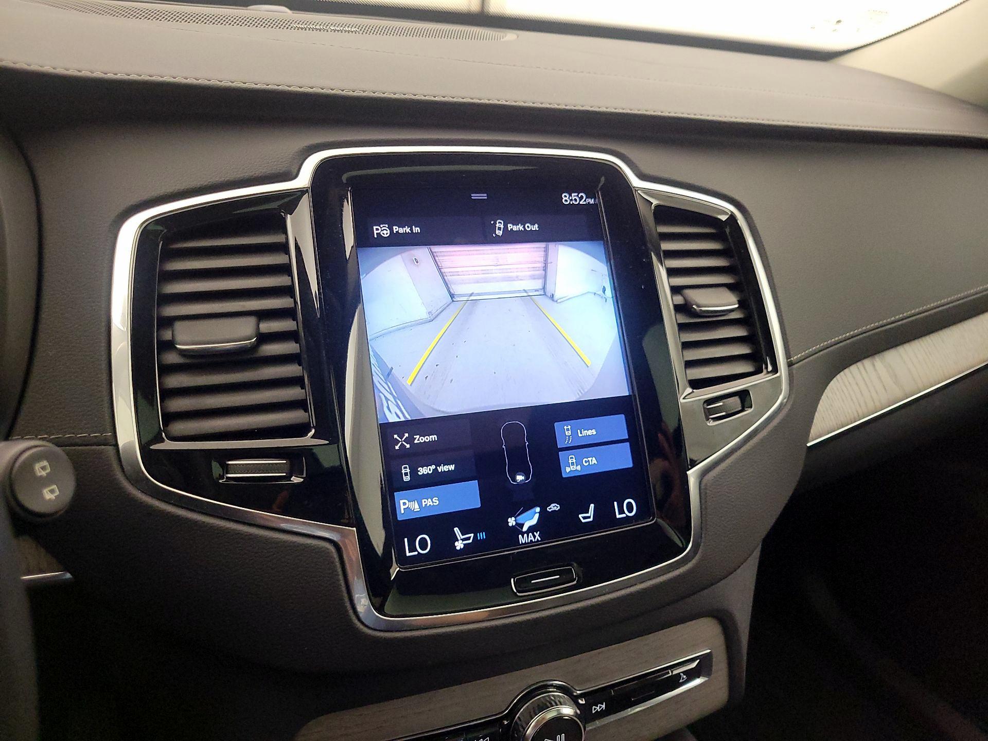 Thumbnail: 2022 Volvo XC90 - 15