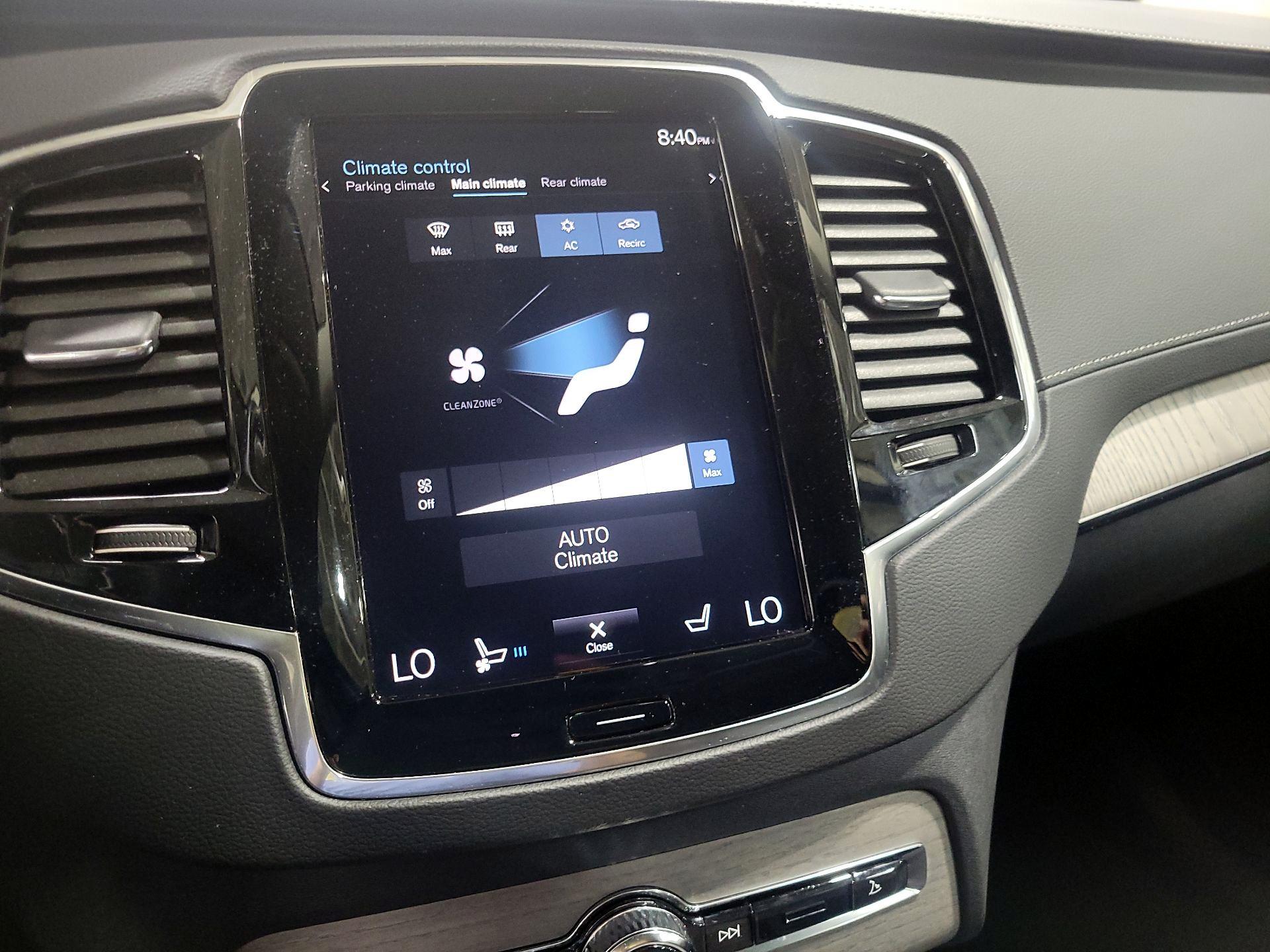 Thumbnail: 2022 Volvo XC90 - 17
