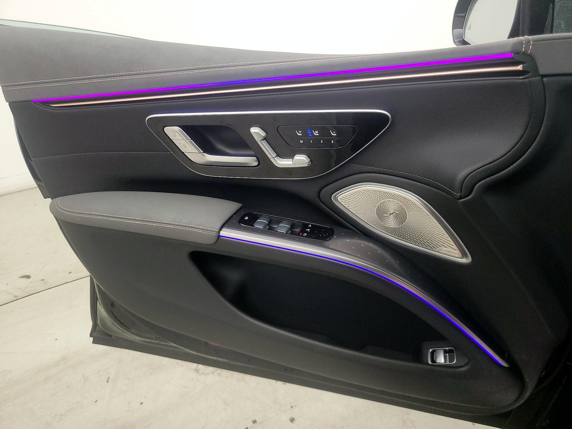 Thumbnail: 2023 Mercedes-Benz EQS - 12