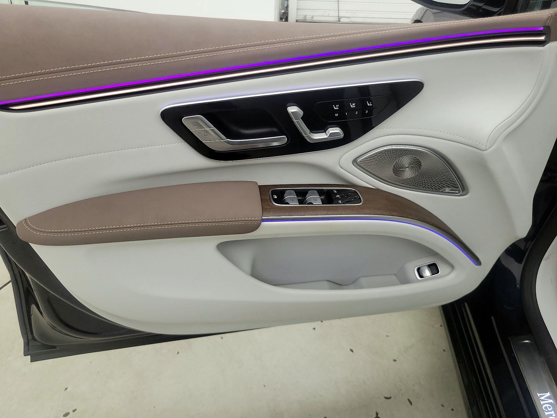 Thumbnail: 2023 Mercedes-Benz EQS - 12