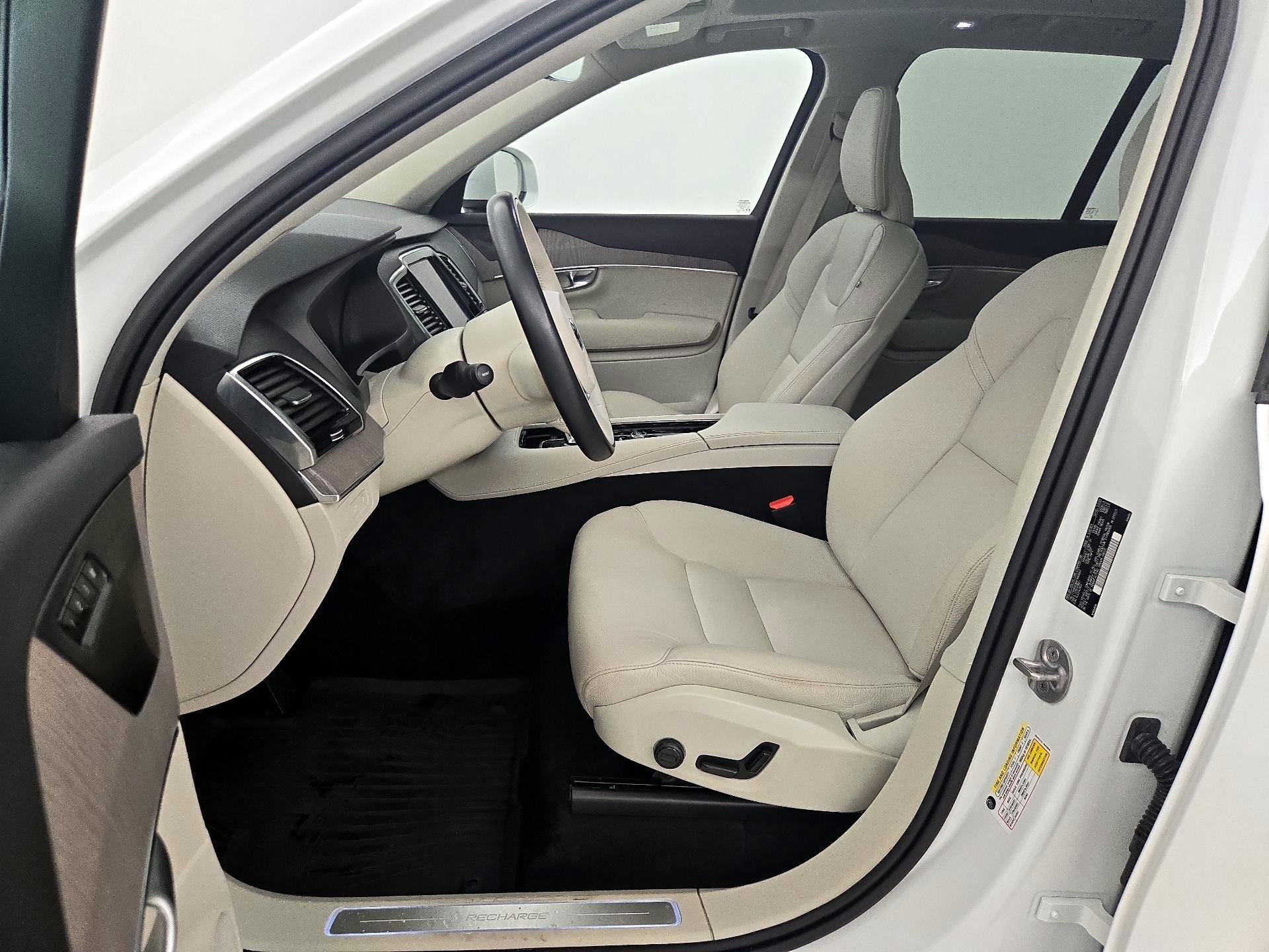 Thumbnail: 2023 Volvo XC90 - 11