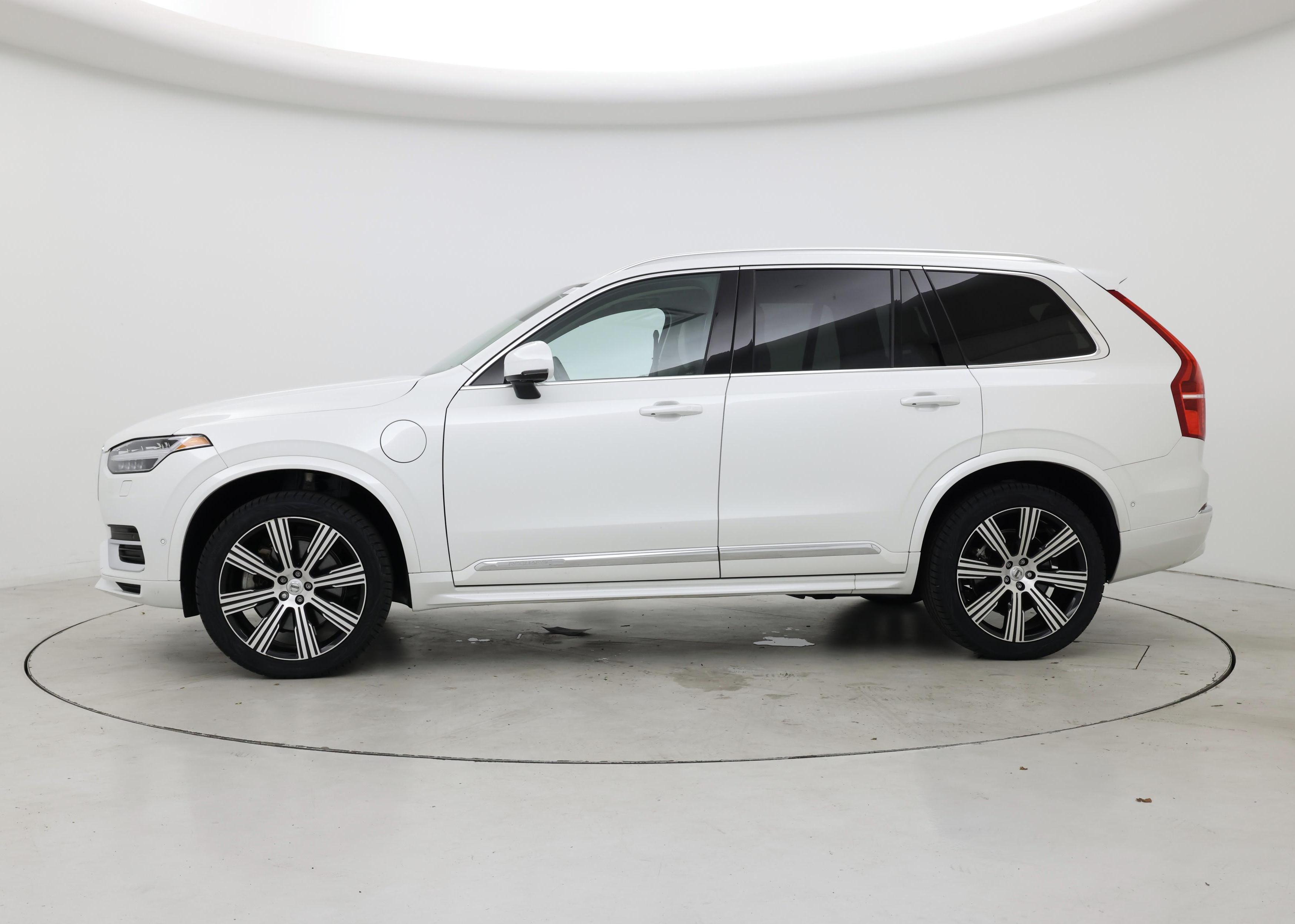 Thumbnail: 2023 Volvo XC90 - 3