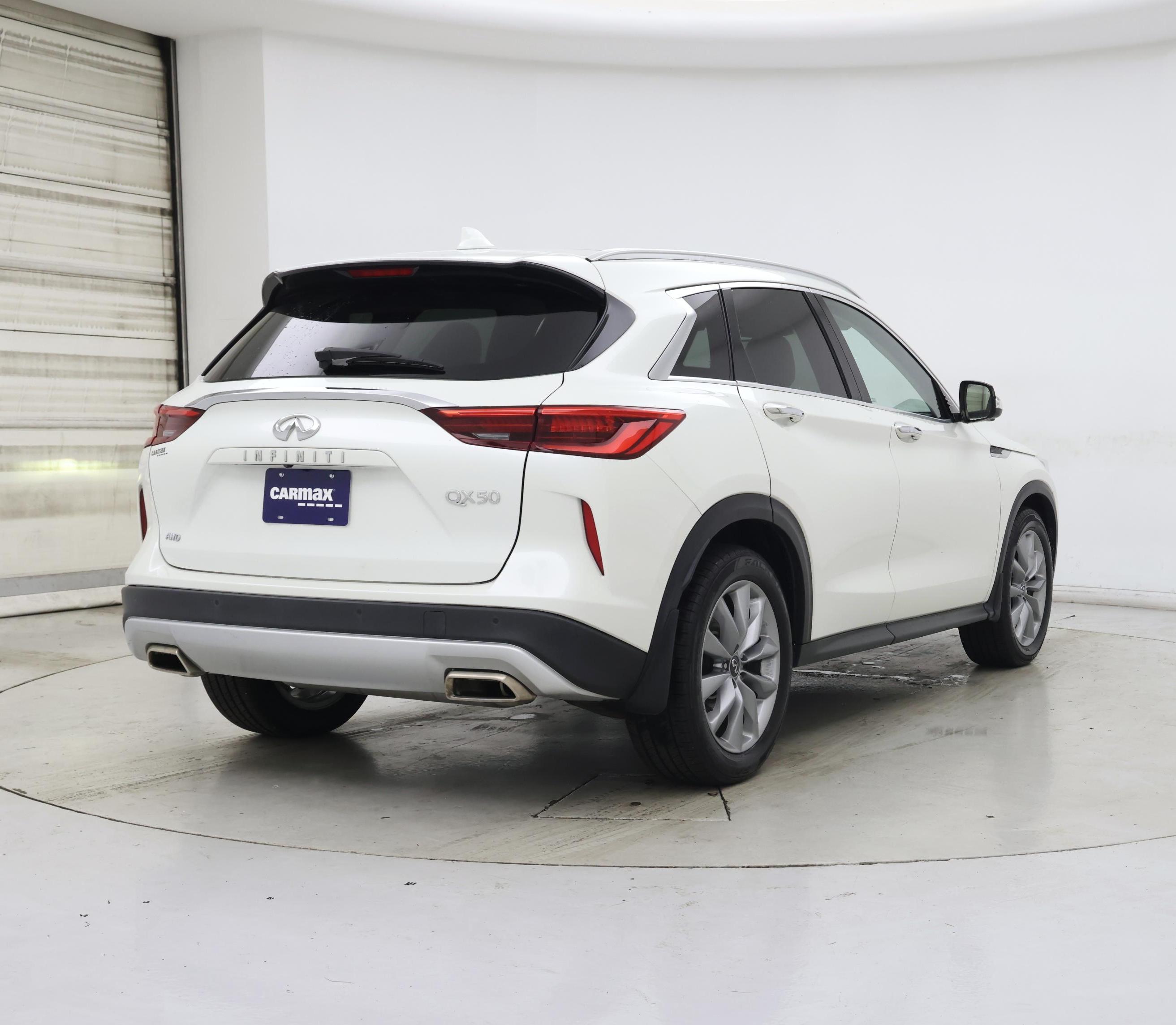 Thumbnail: 2021 INFINITI QX50 - 8