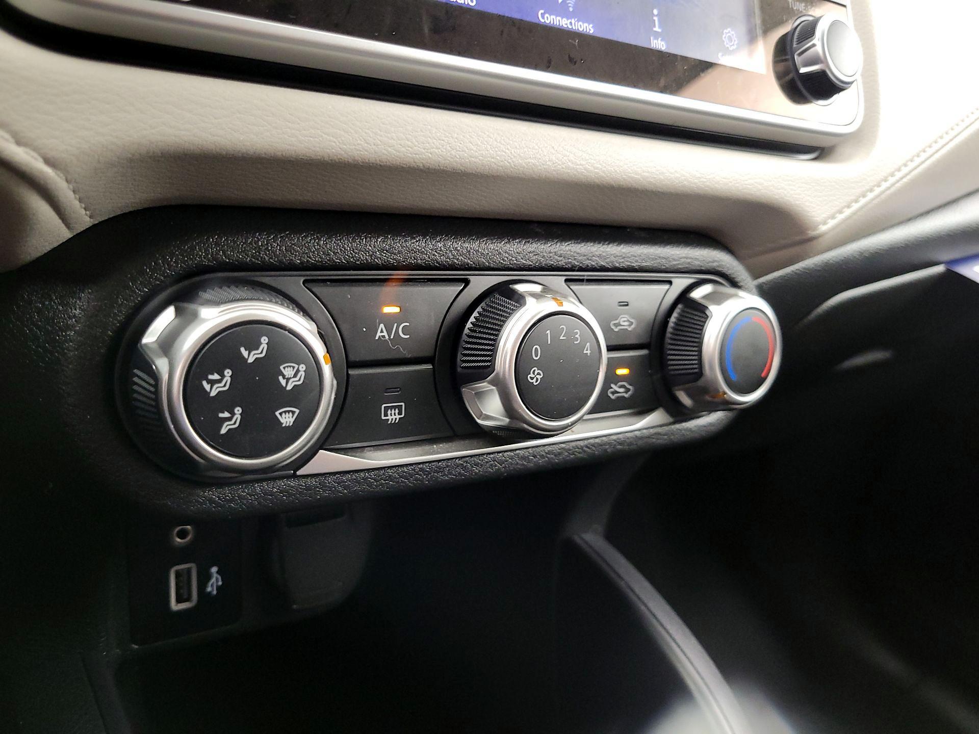 Thumbnail: 2021 Nissan Versa - 16