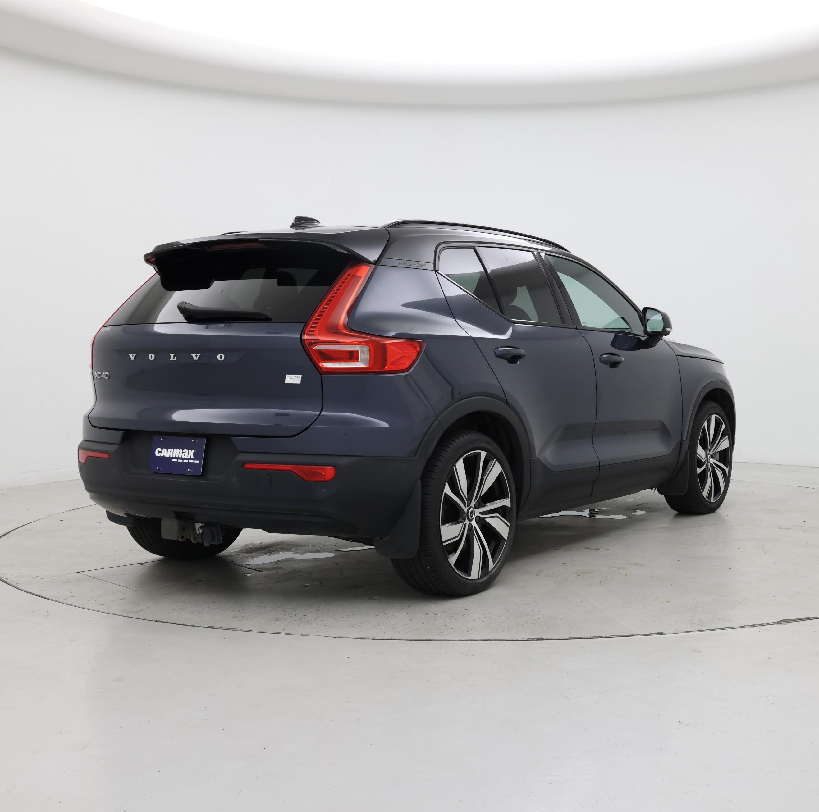Thumbnail: 2022 Volvo XC40 - 8
