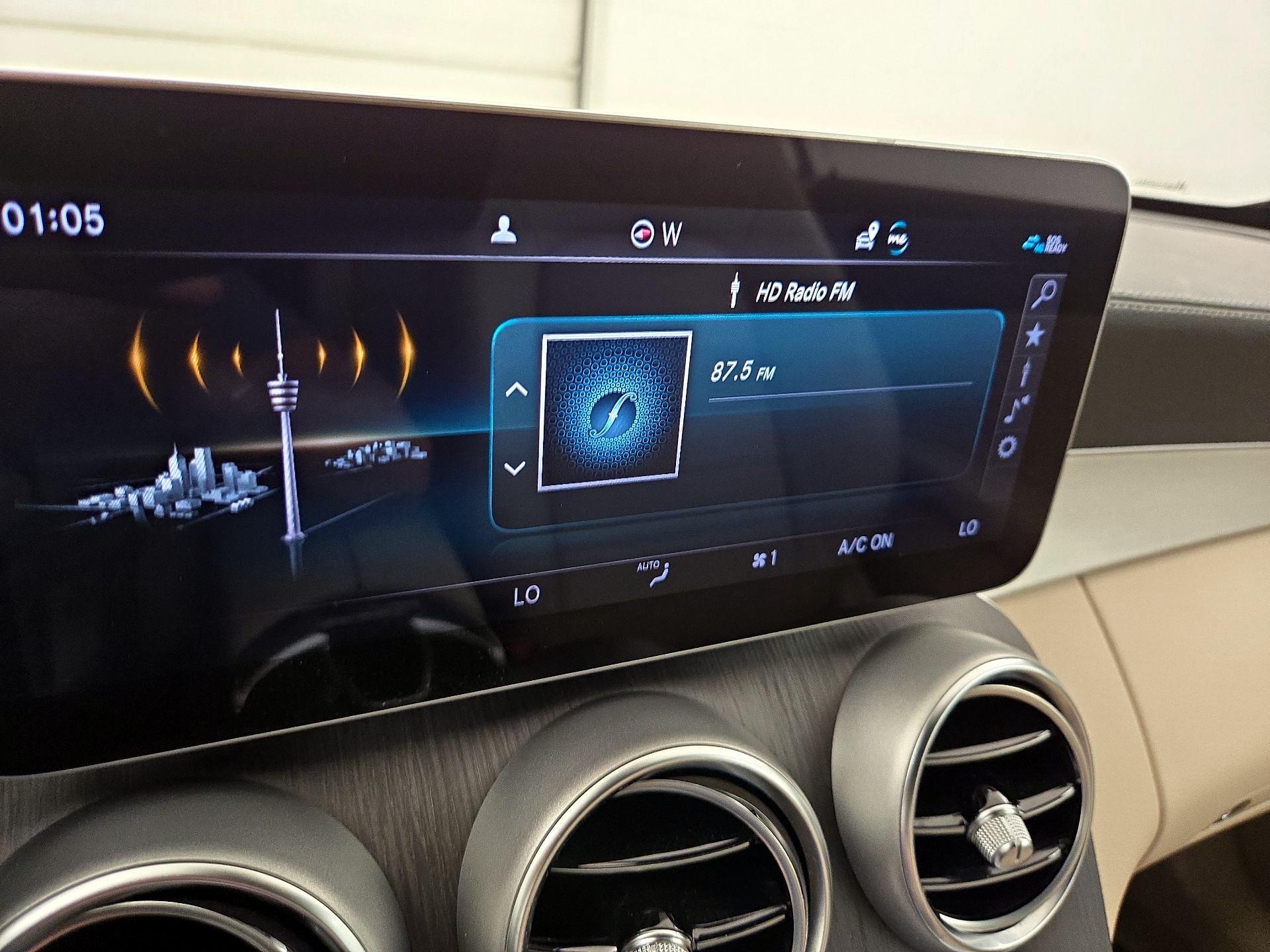 Thumbnail: 2023 Mercedes-Benz C-Class - 16