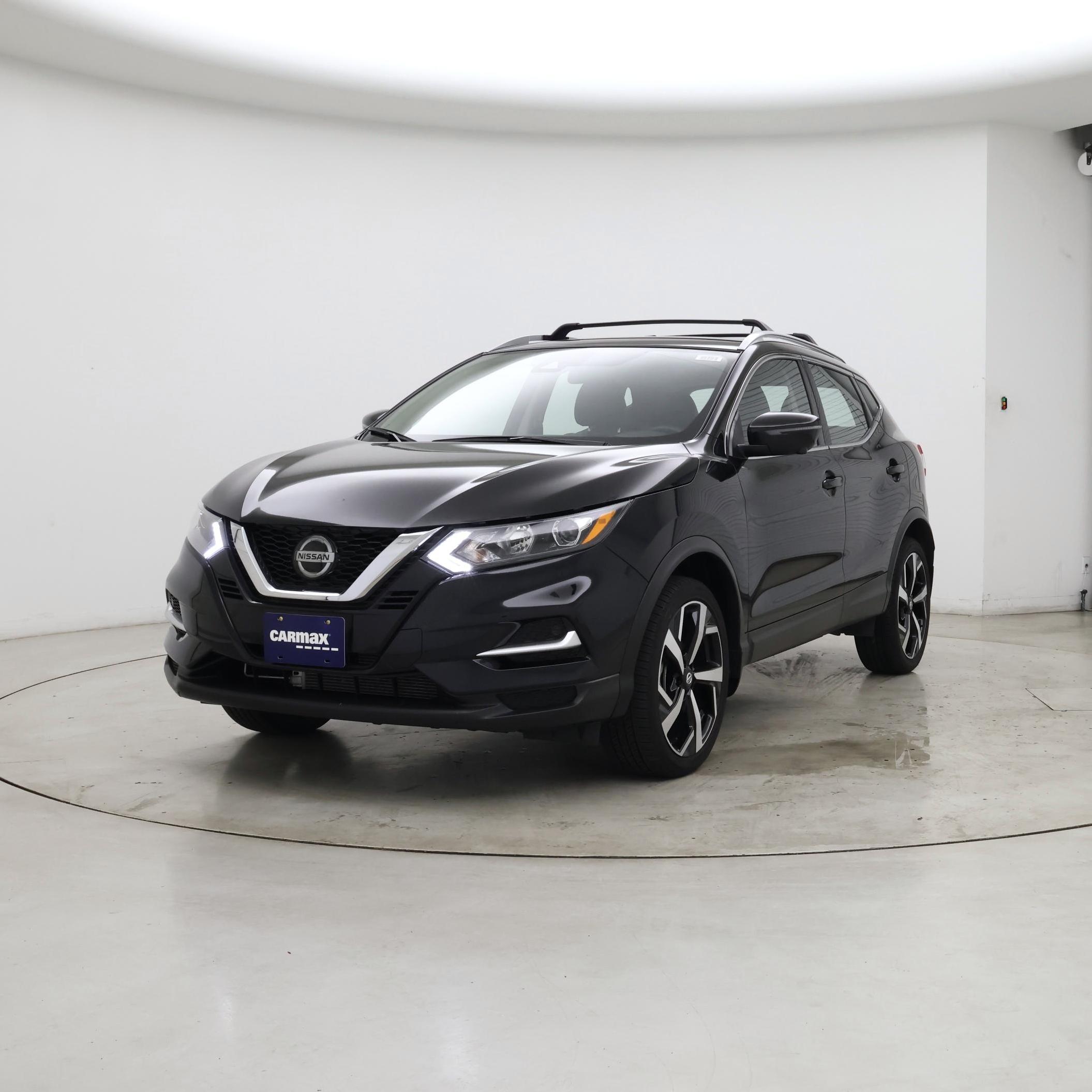 Thumbnail: 2022 Nissan Rogue Sport - 4