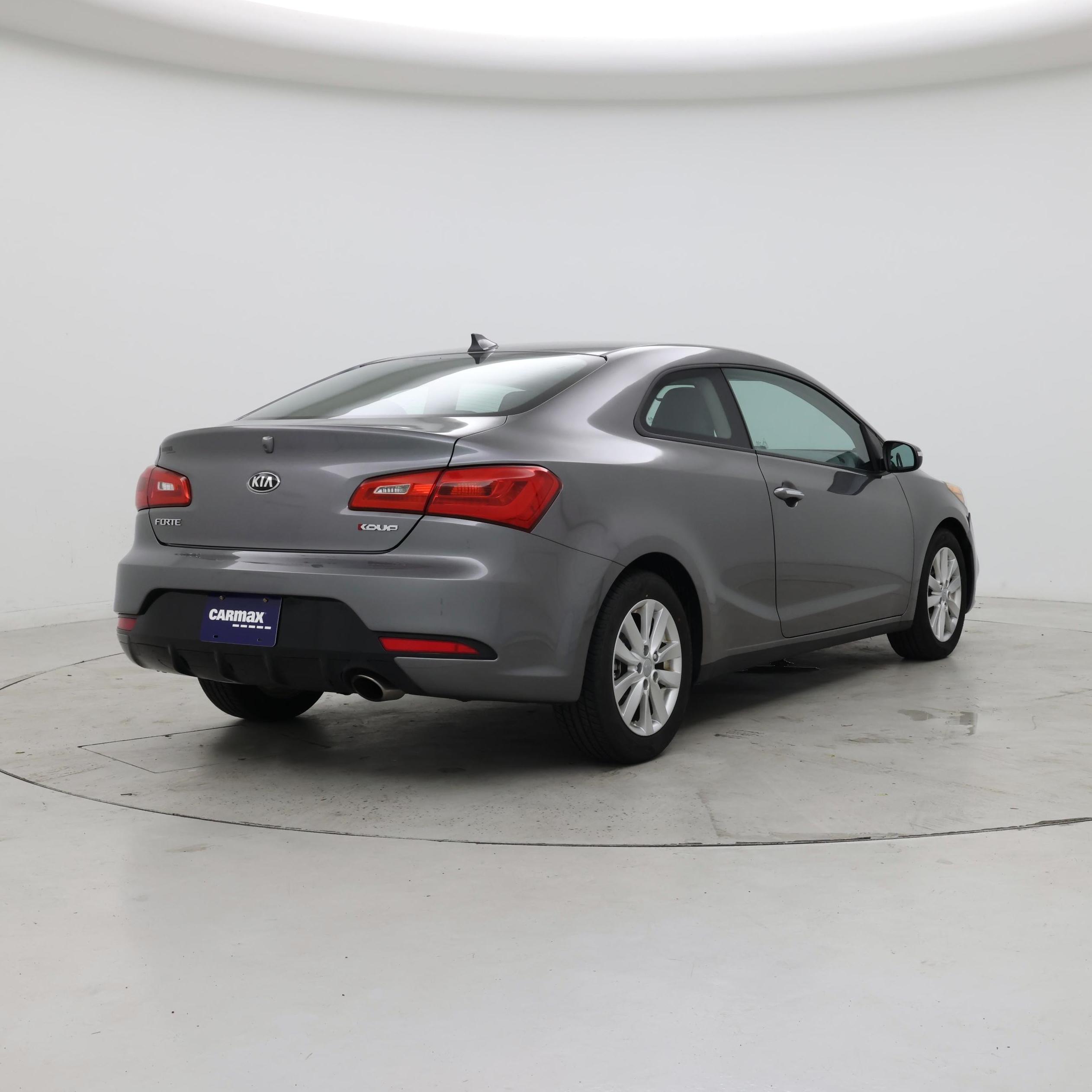 Thumbnail: 2016 Kia Forte - 8