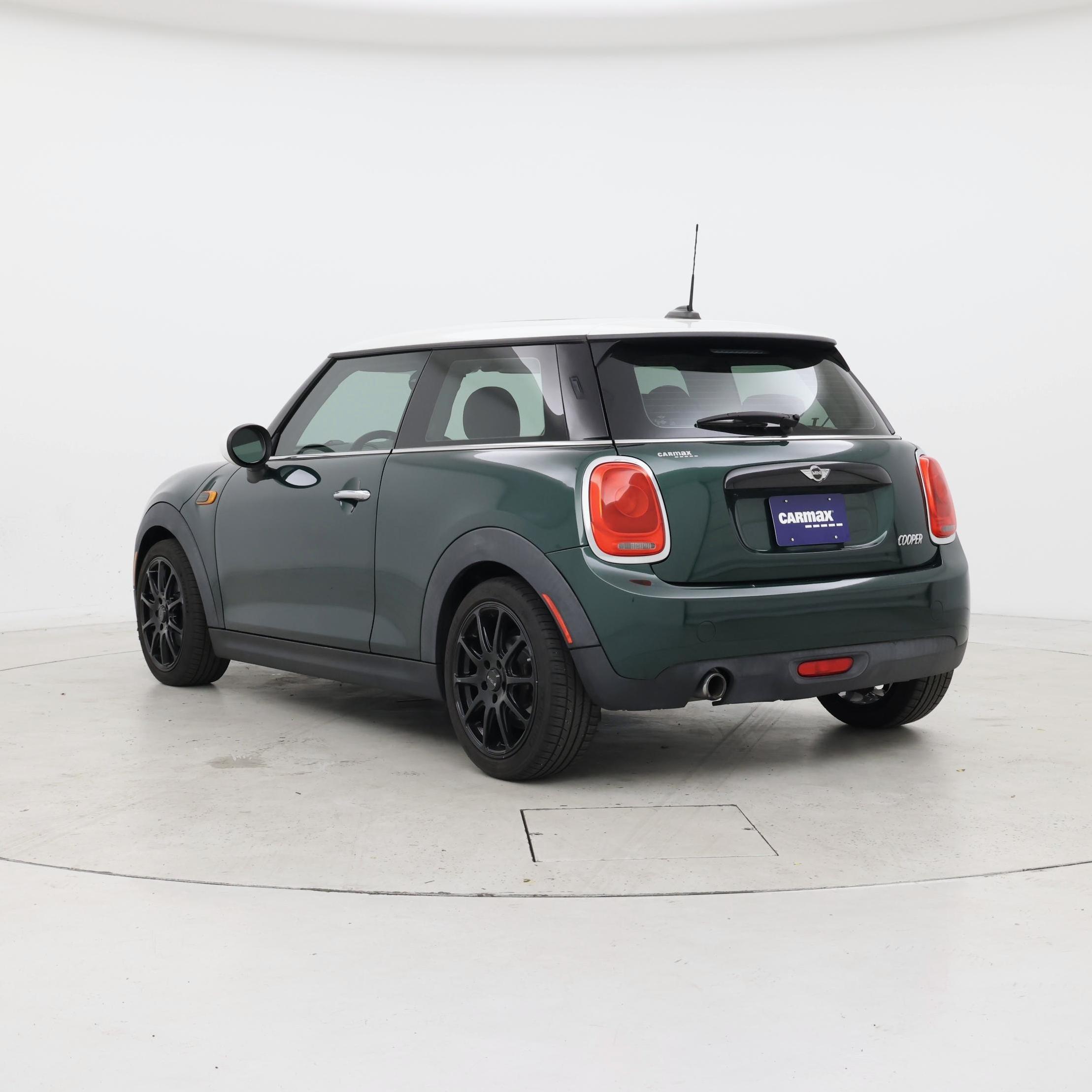 Thumbnail: 2017 MINI Cooper Hardtop - 2
