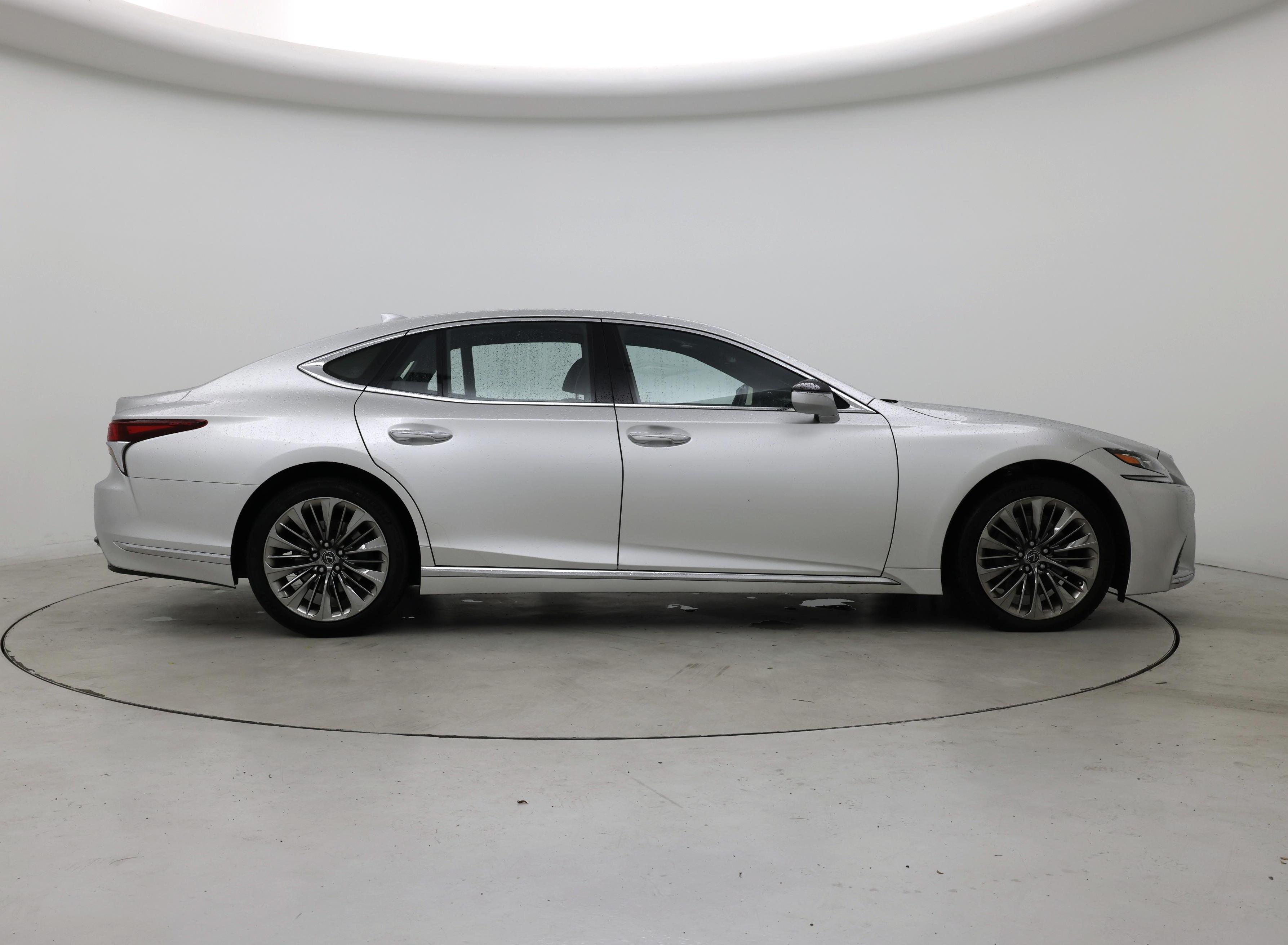 Thumbnail: 2019 Lexus LS - 7