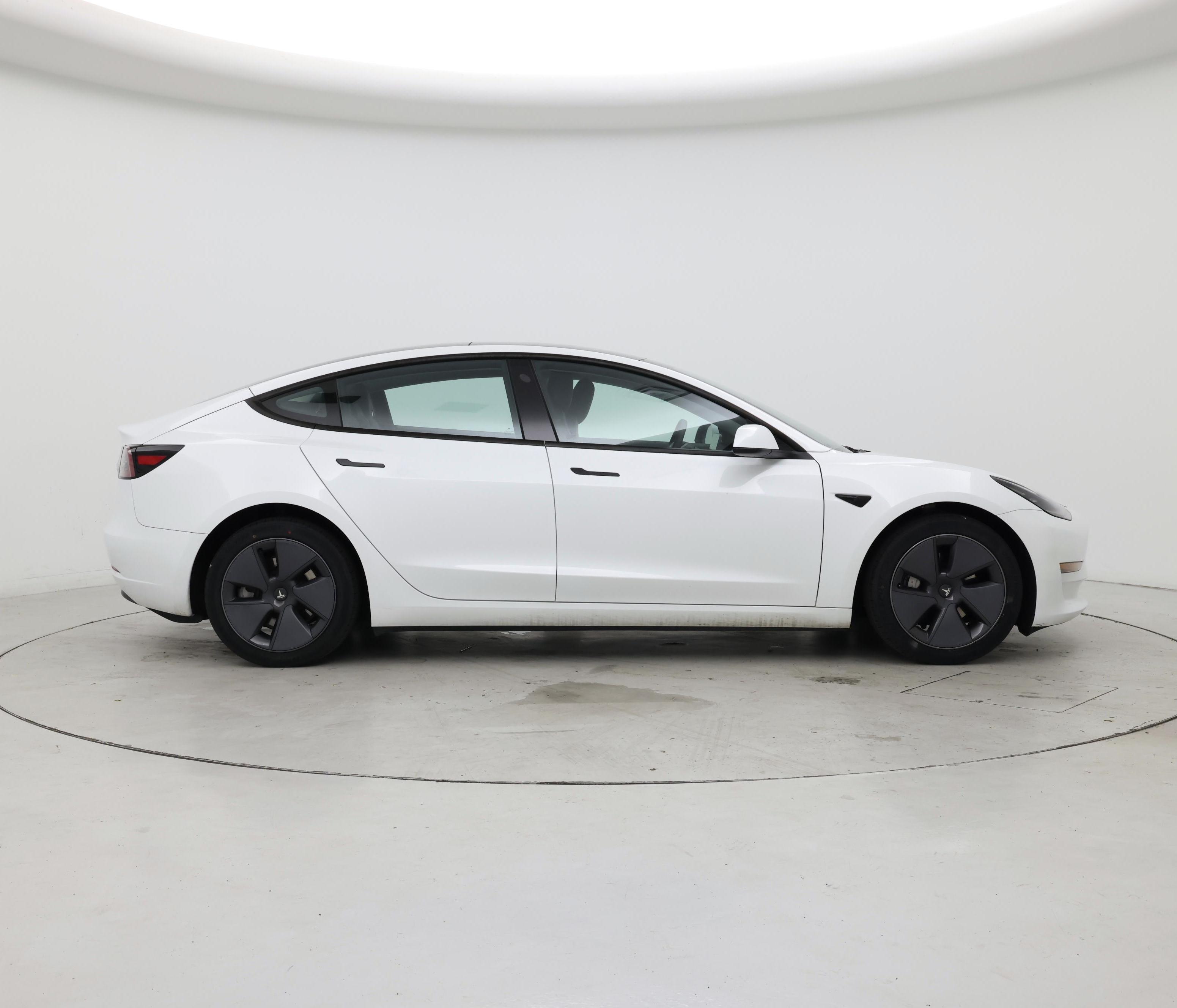 Thumbnail: 2023 Tesla Model 3 - 7