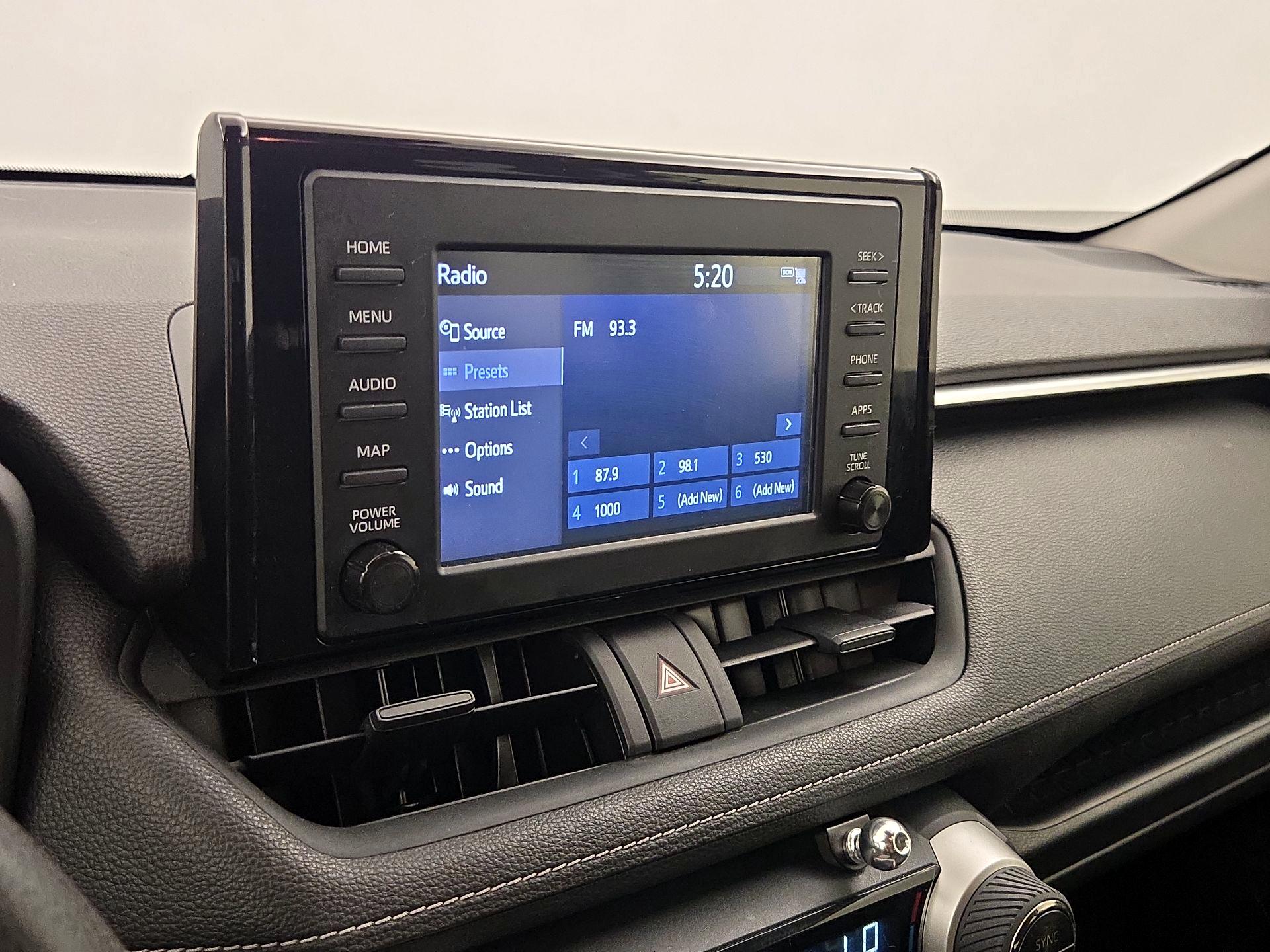 Thumbnail: 2019 Toyota RAV4 - 15