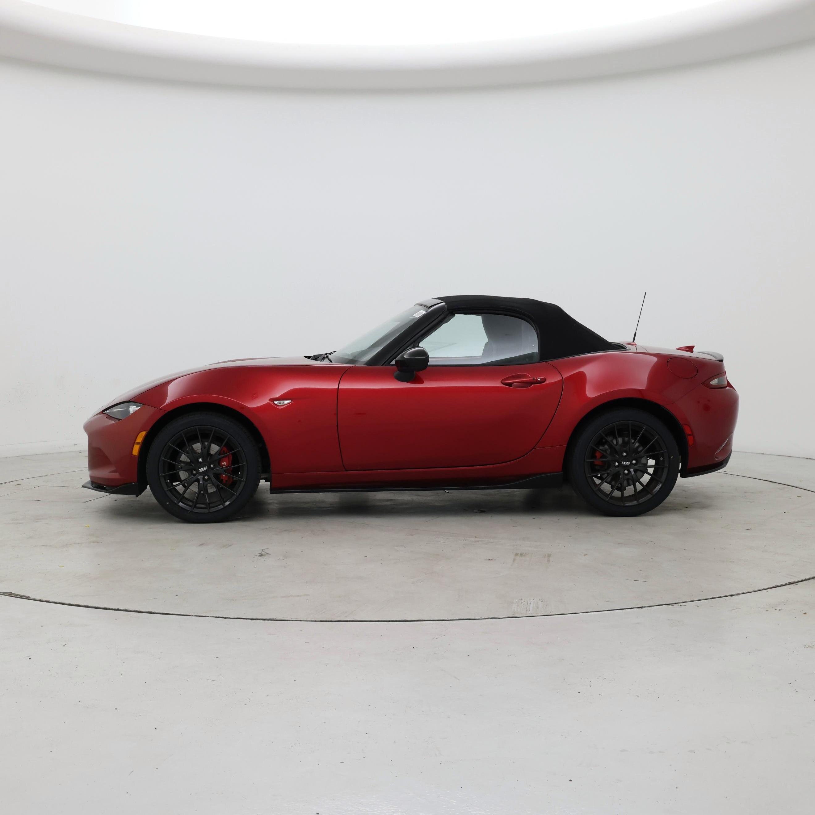 Thumbnail: 2020 Mazda MX-5 Miata - 3