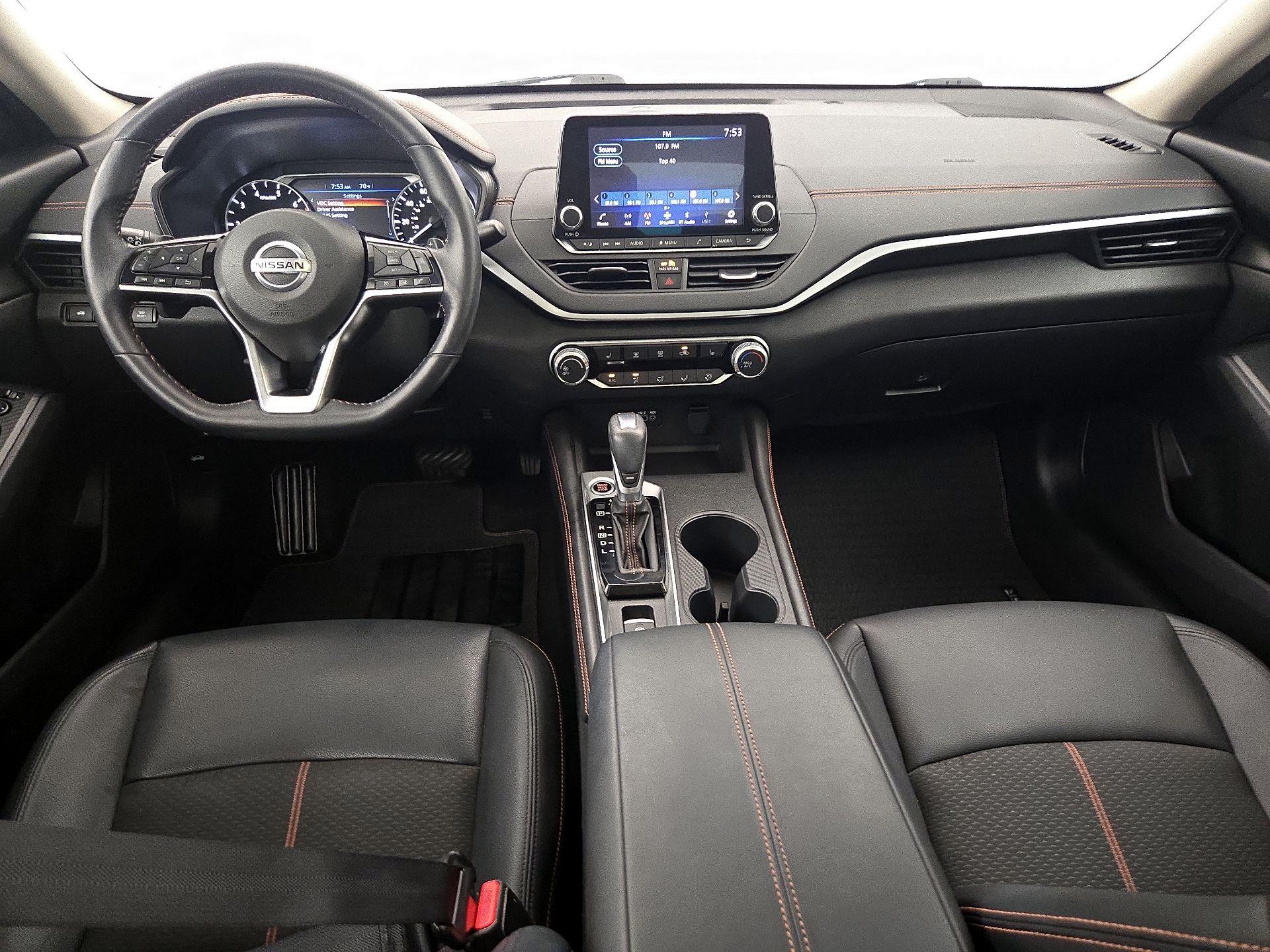 Thumbnail: 2019 Nissan Altima - 9