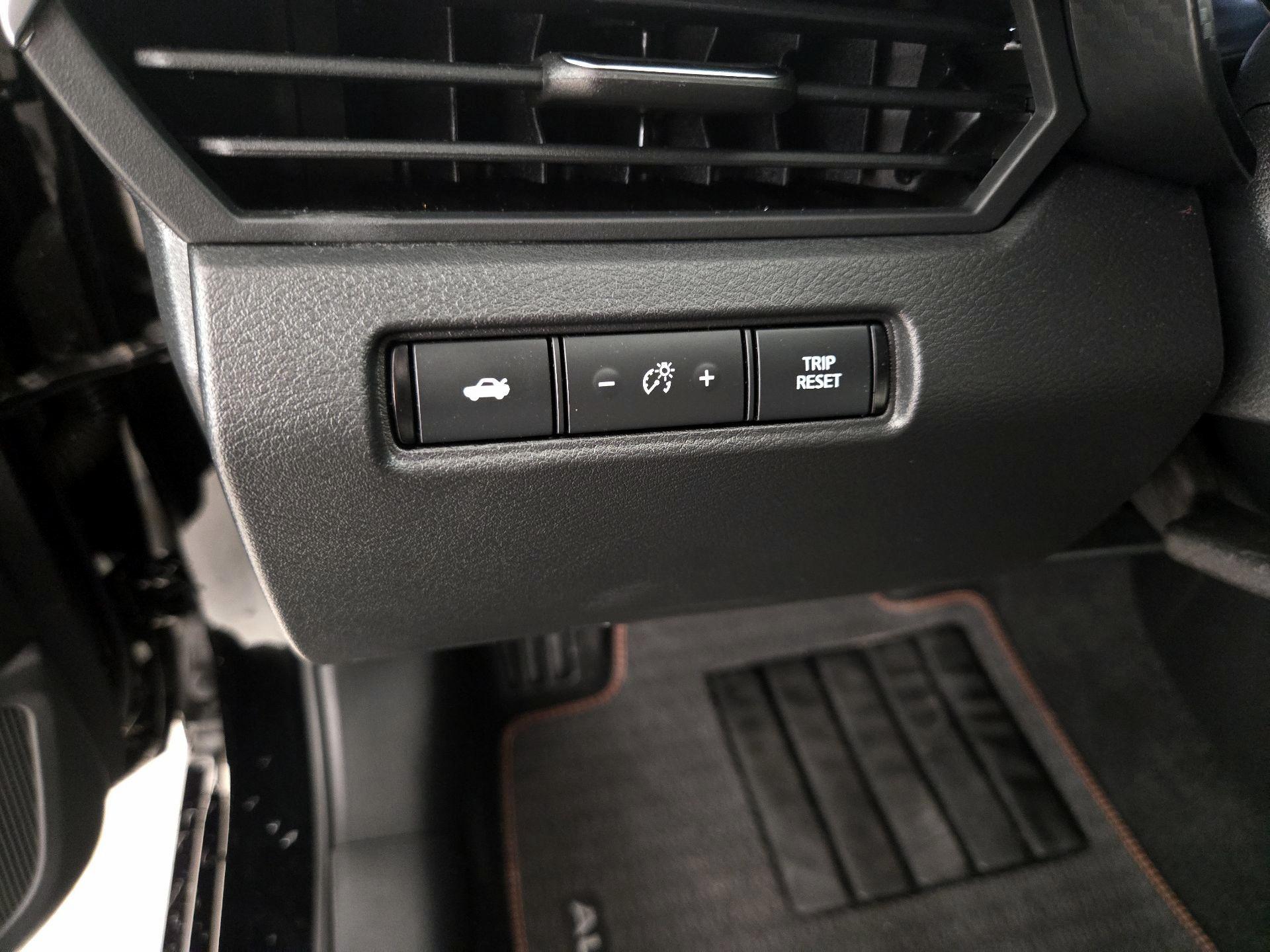 Thumbnail: 2019 Nissan Altima - 13