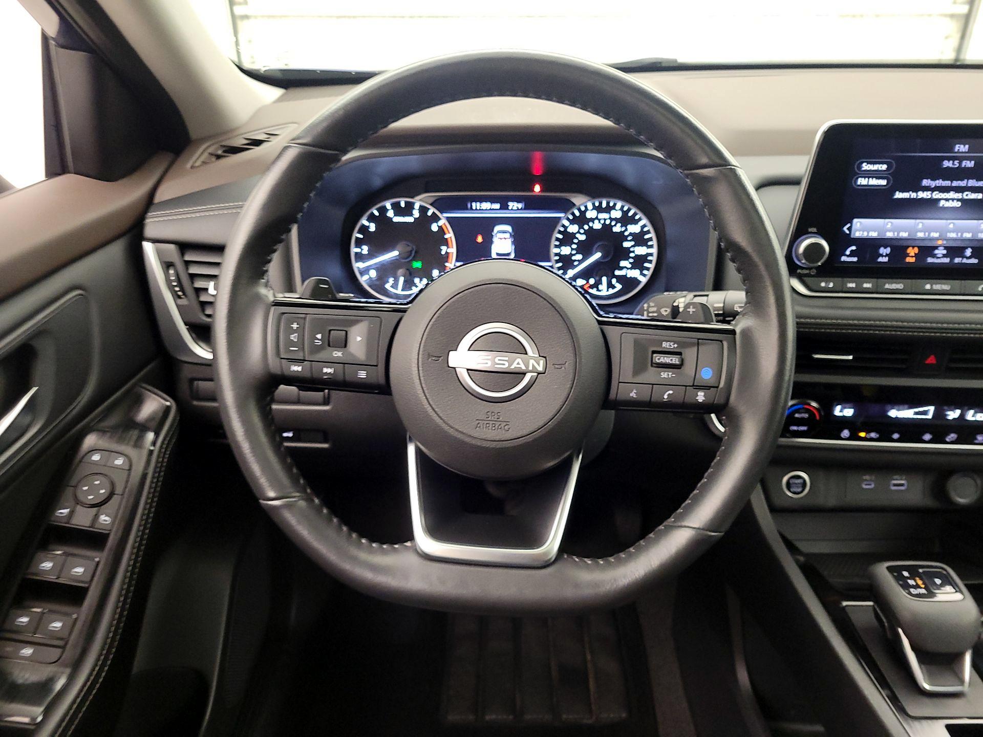 Thumbnail: 2023 Nissan Rogue - 10
