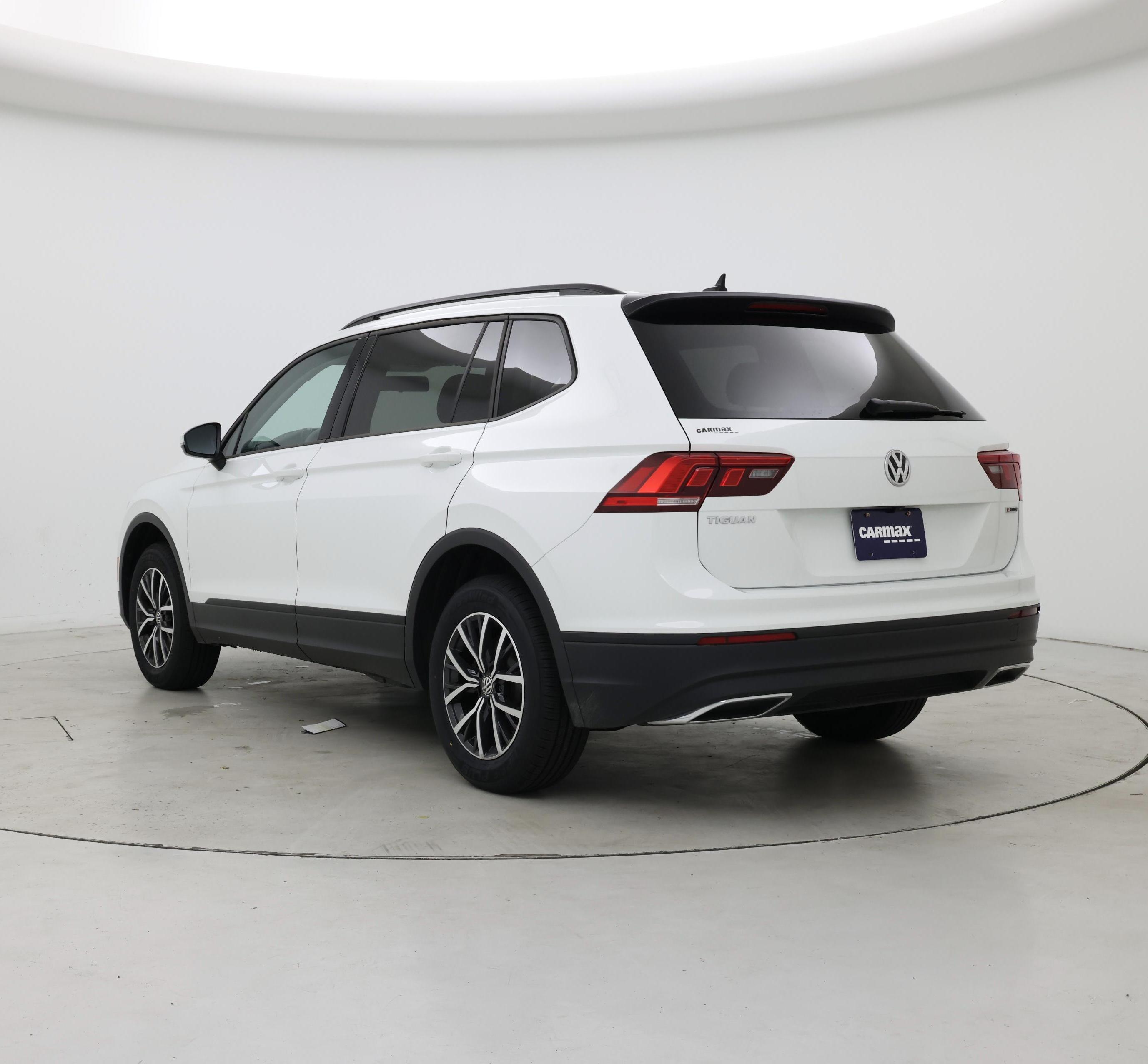Thumbnail: 2021 Volkswagen Tiguan - 2