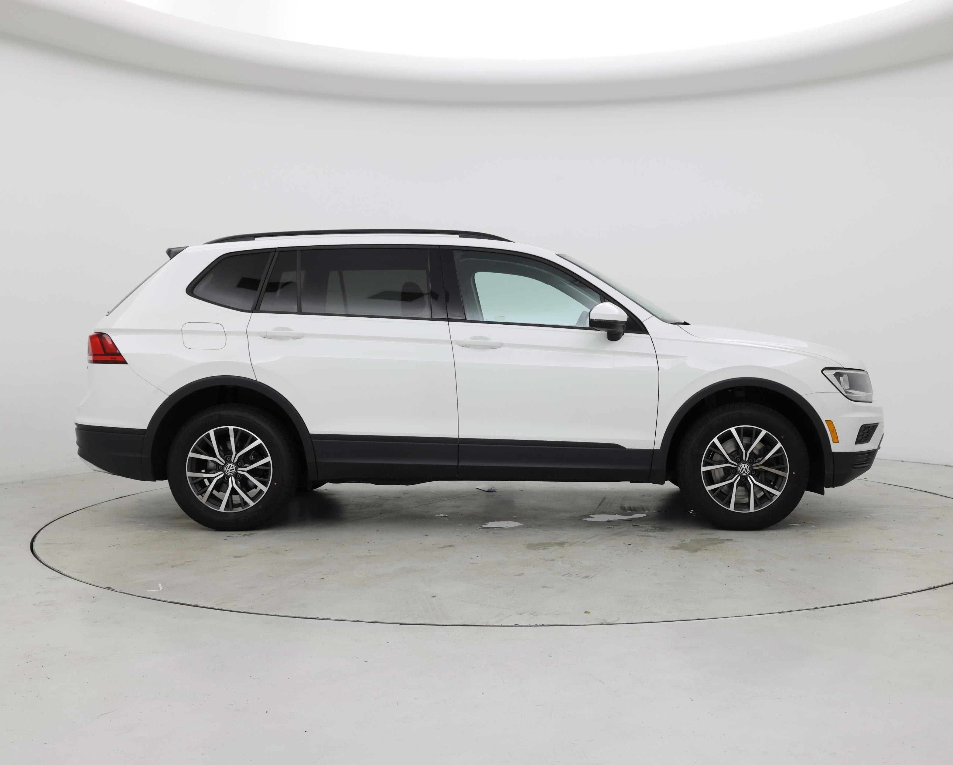 Thumbnail: 2021 Volkswagen Tiguan - 7