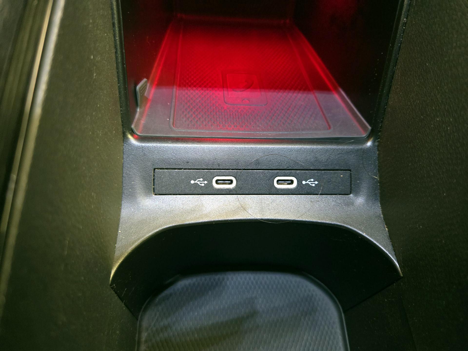 Thumbnail: 2021 Volkswagen ID.4 - 19