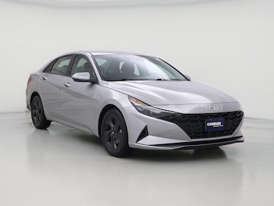 Silver 2022 Hyundai Elantra SEL
