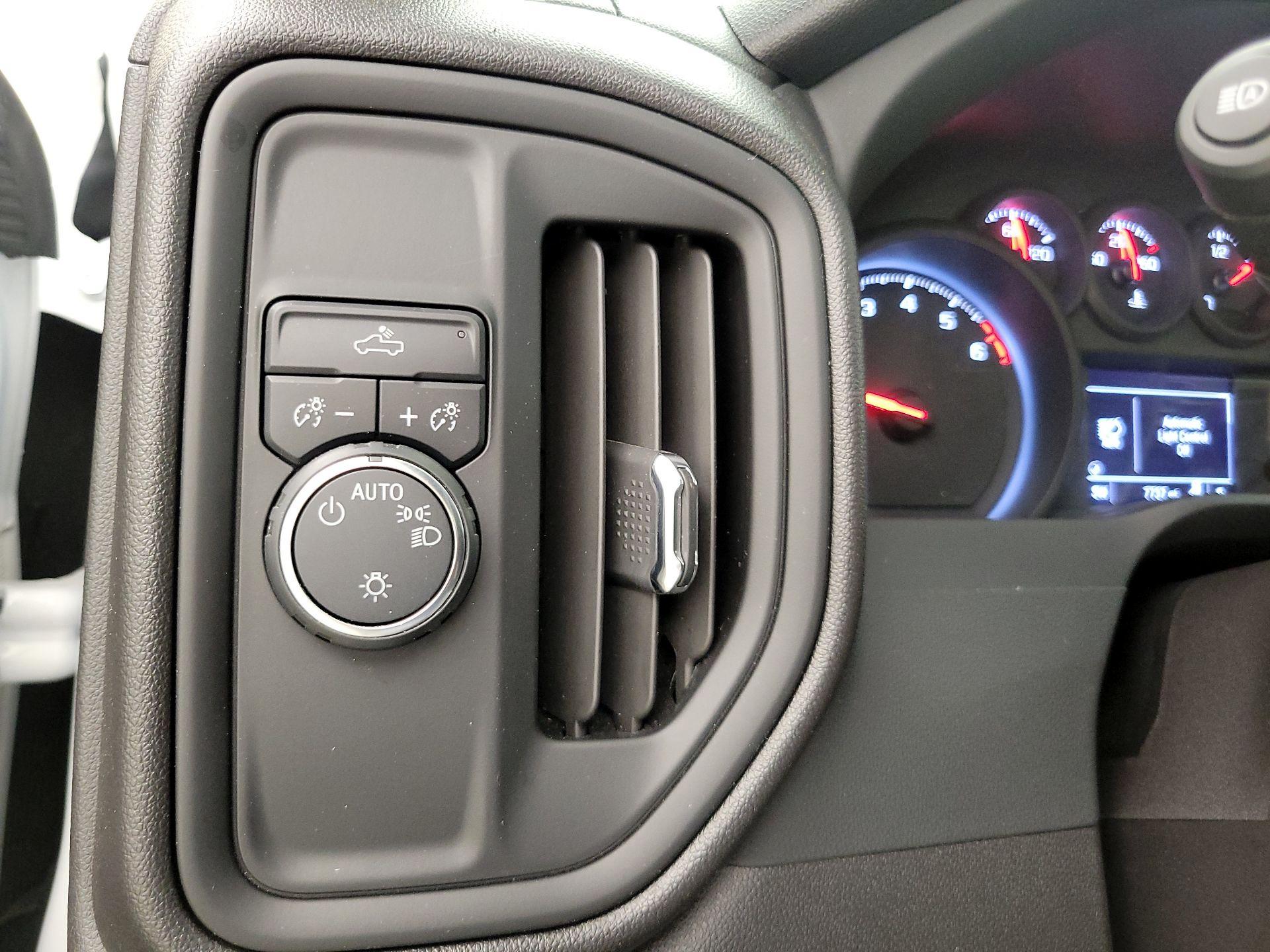 Thumbnail: 2024 Chevrolet Silverado 1500 - 13