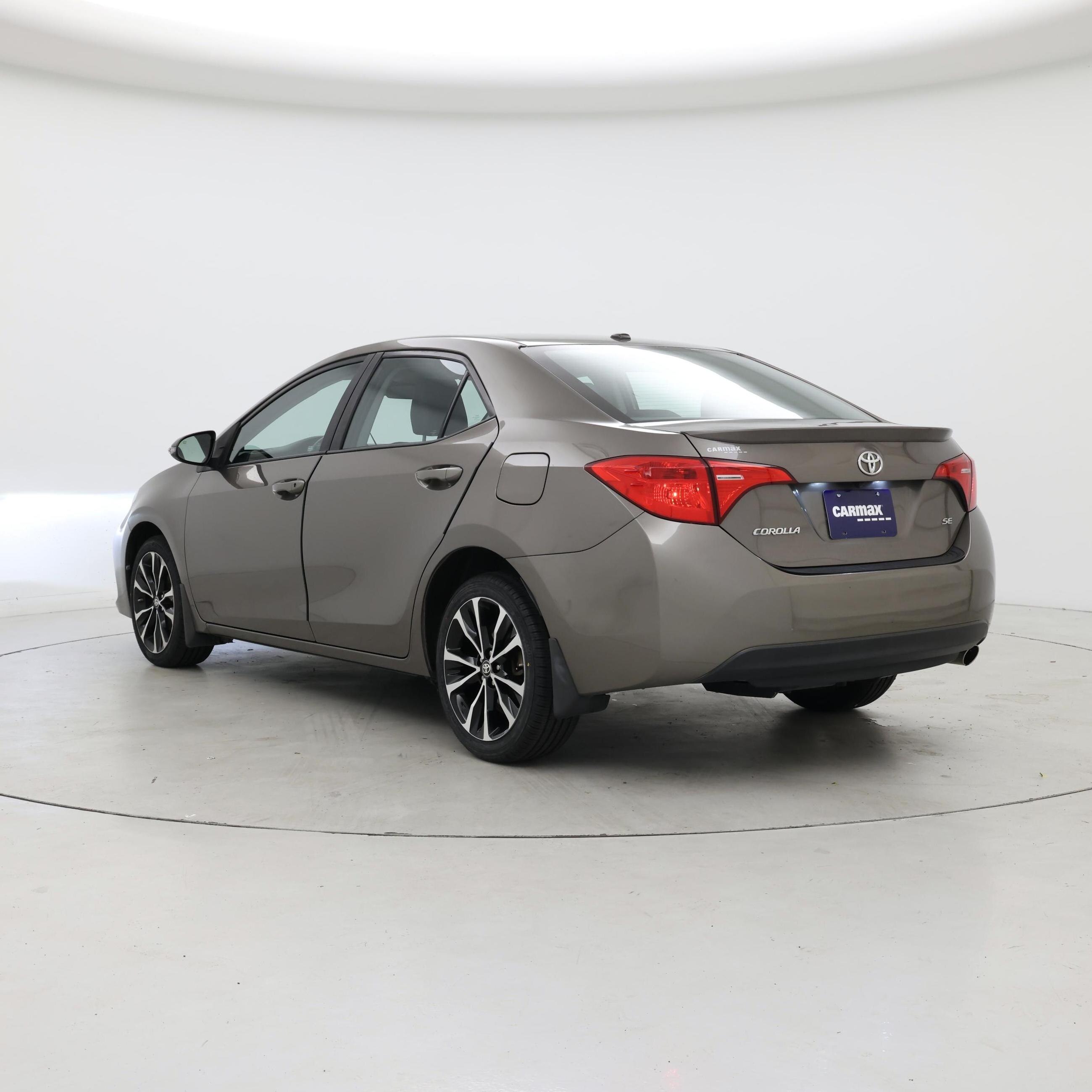 Thumbnail: 2017 Toyota Corolla - 2
