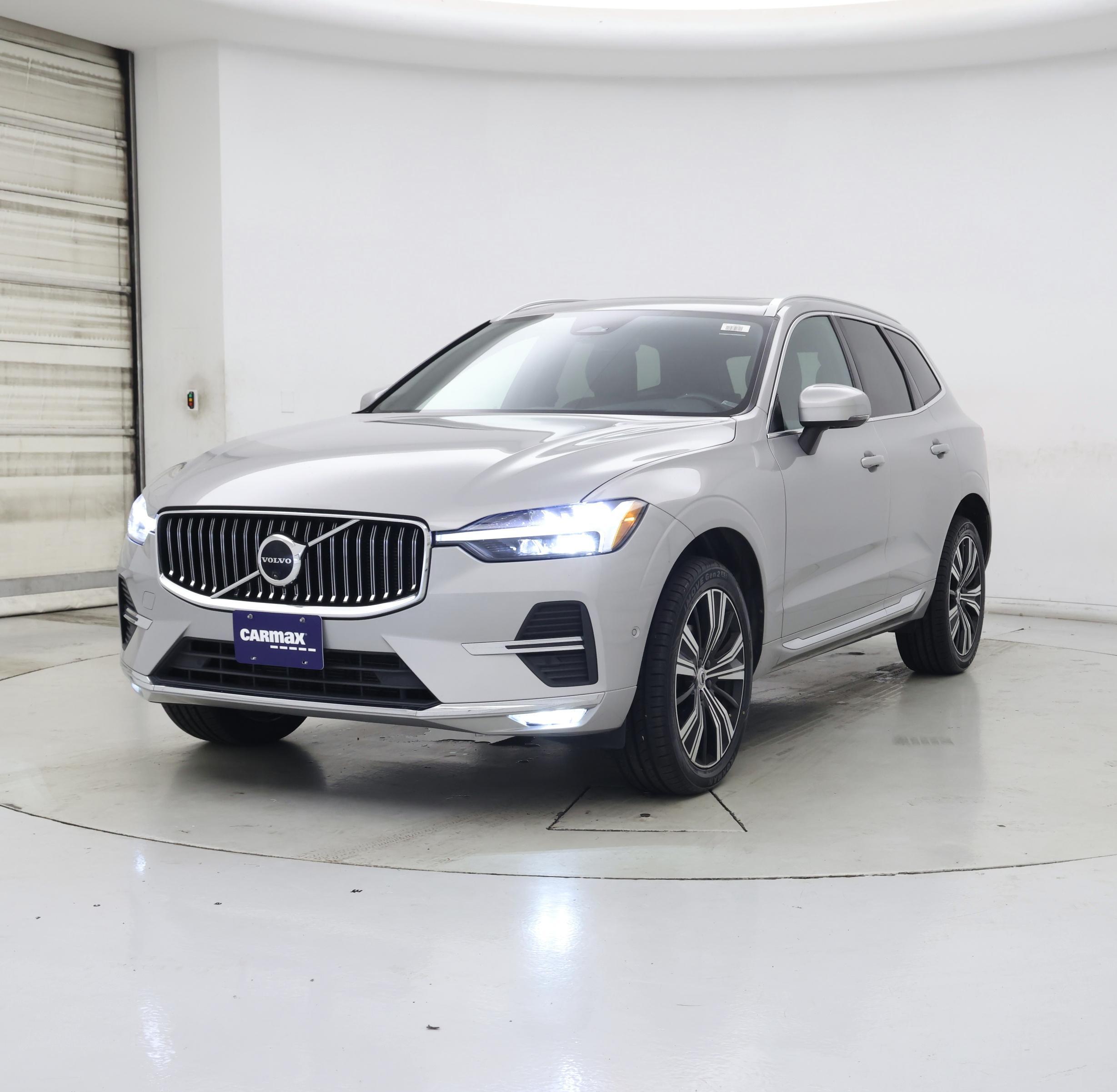 Thumbnail: 2022 Volvo XC60 - 4